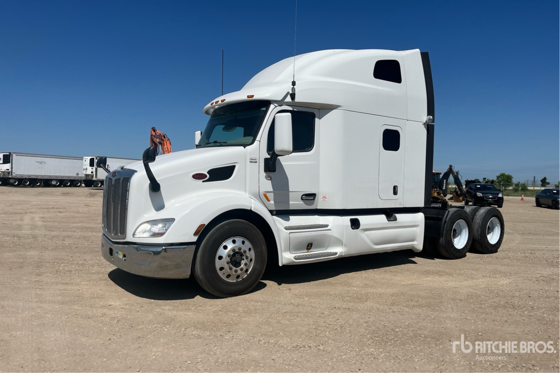 General Appearance with Foto, angolo anteriore sinistro