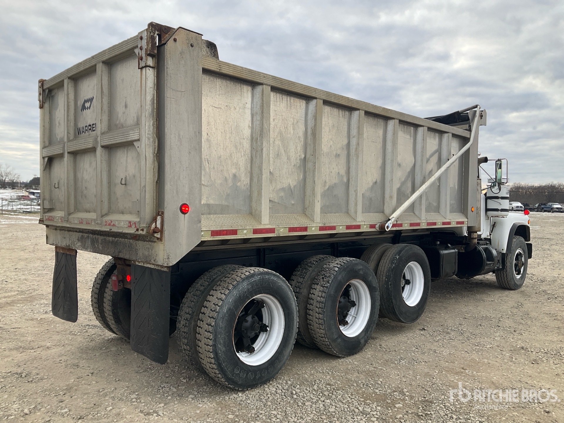 General Appearance with Image, coin arrière droit