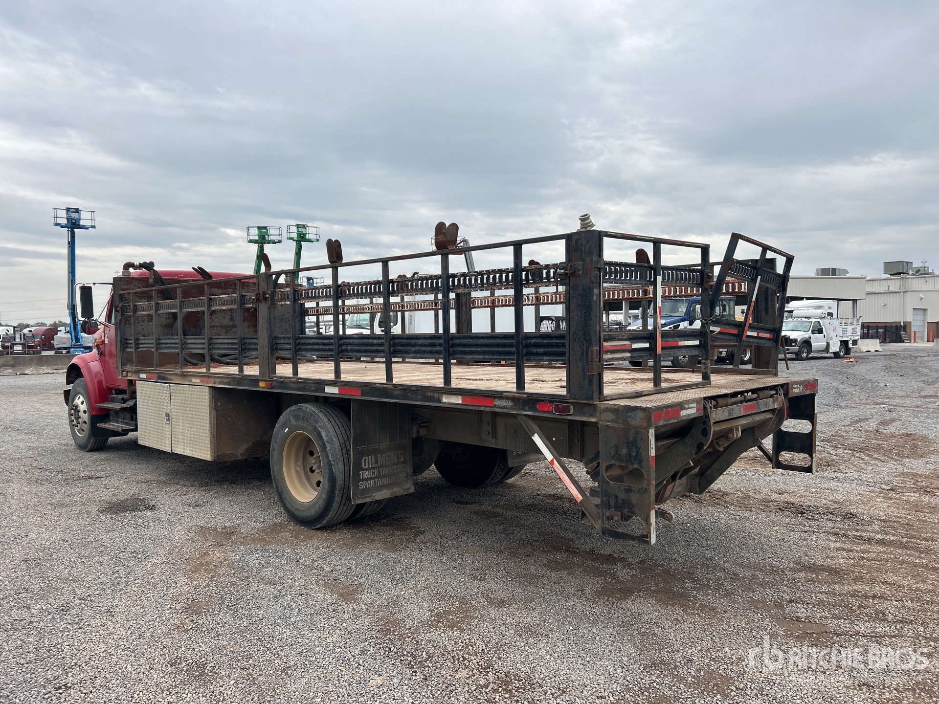 General Appearance with Imagen: esquina trasera izquierda