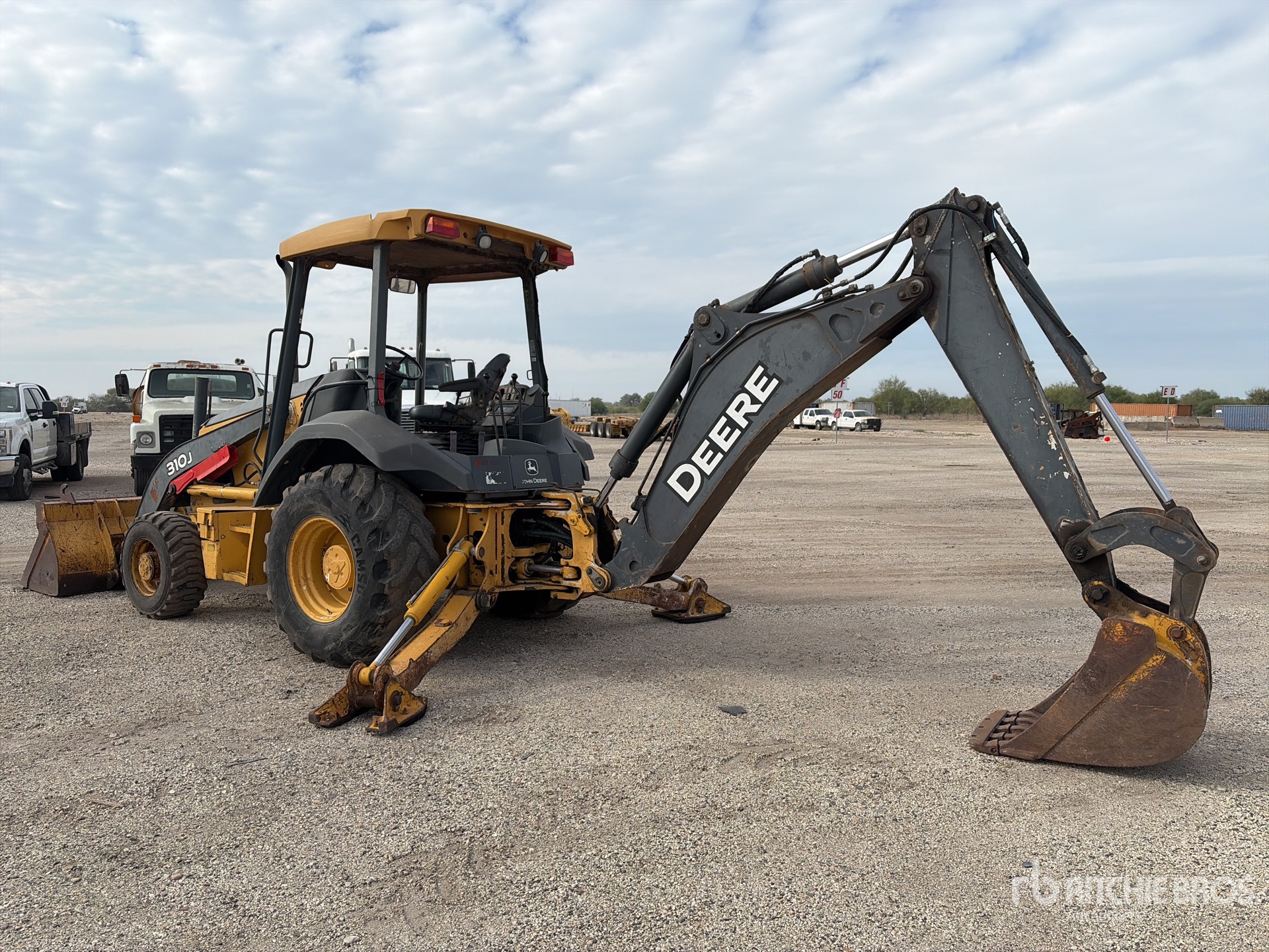 General Appearance with Imagen: esquina trasera izquierda