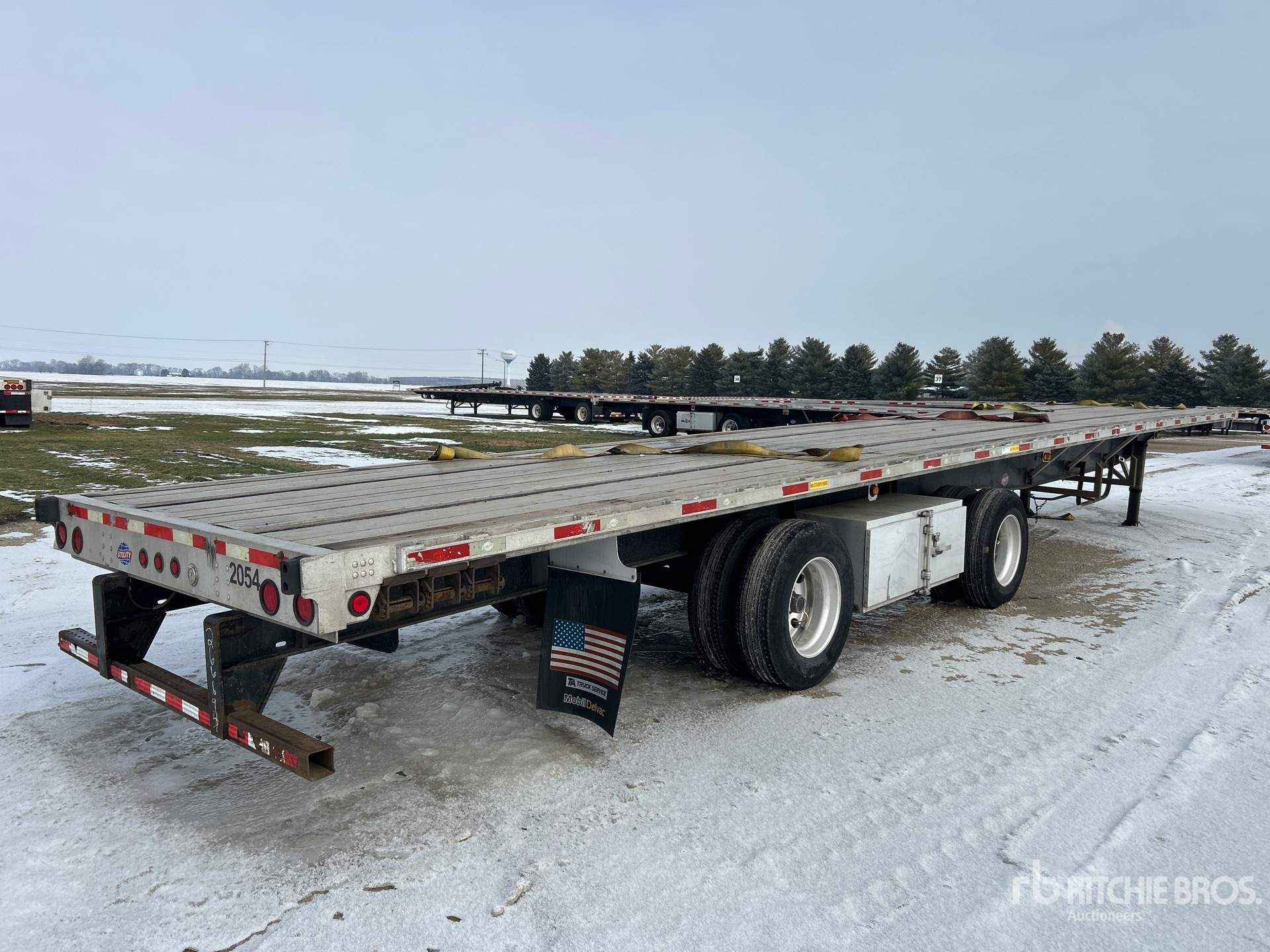 General Appearance with Foto, angolo anteriore sinistro