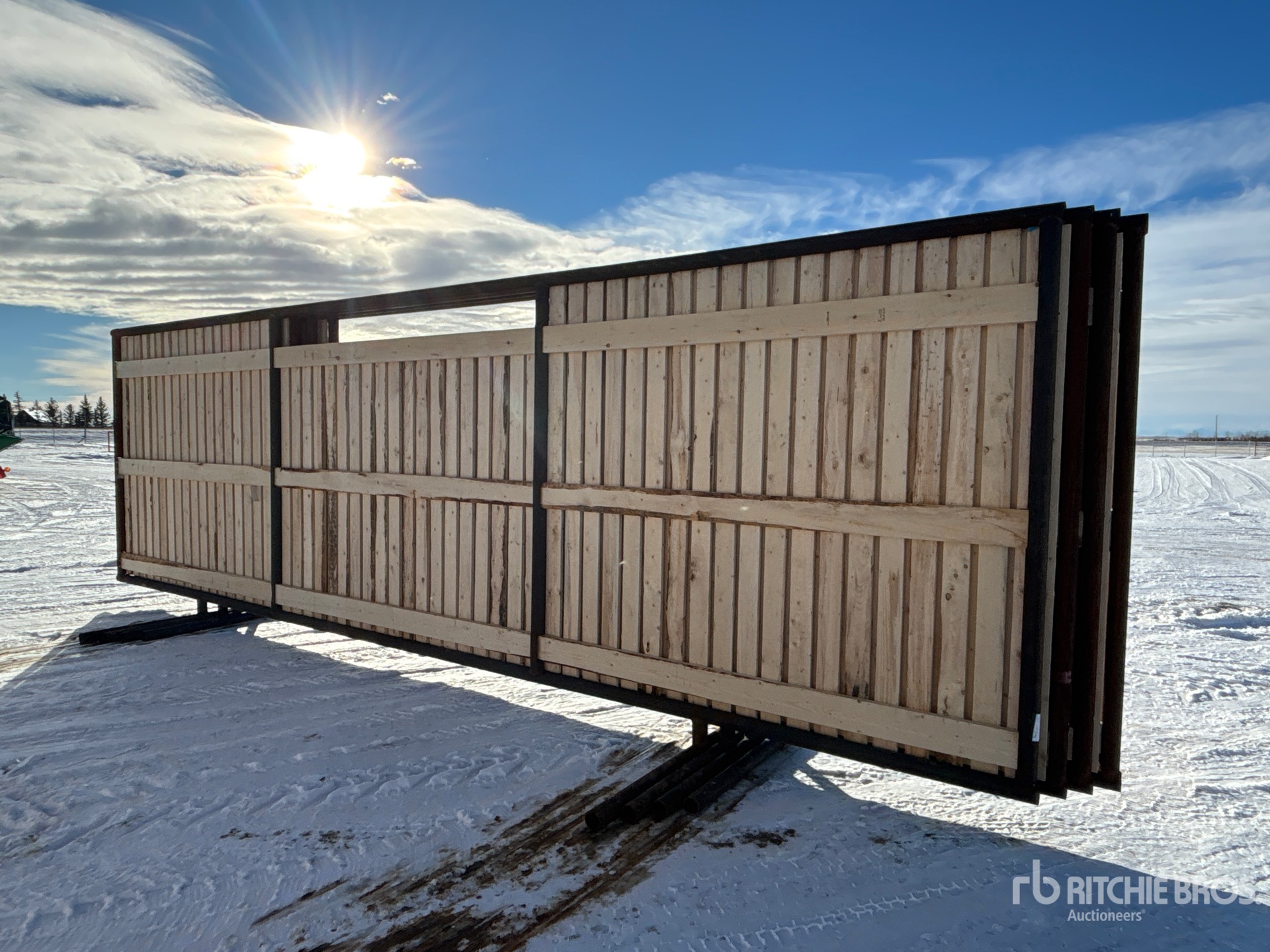 General Appearance with Bild, Ecke hinten rechts