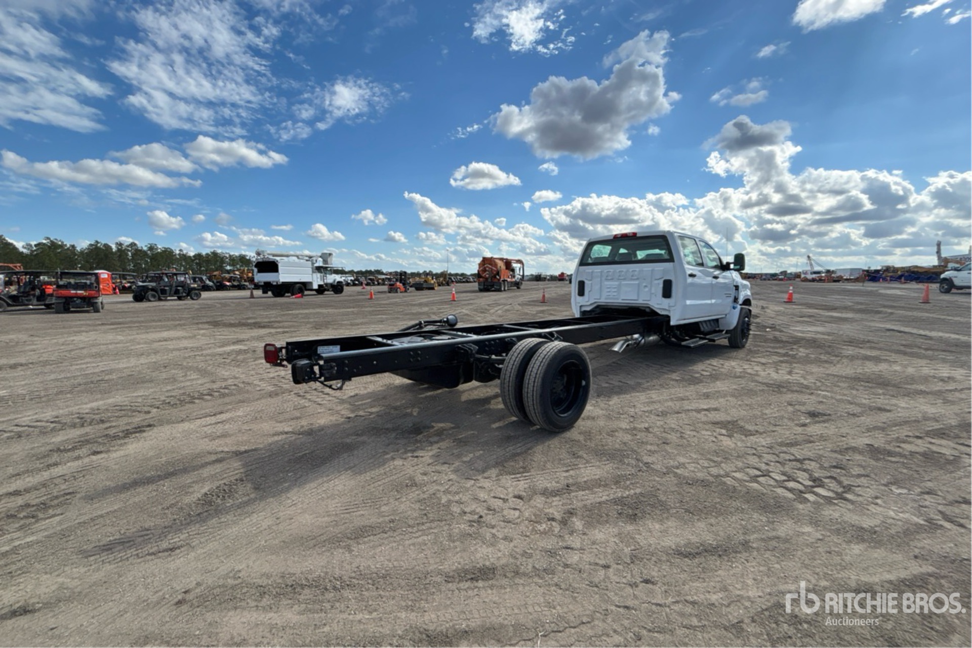 General Appearance with Imagen: esquina trasera derecha