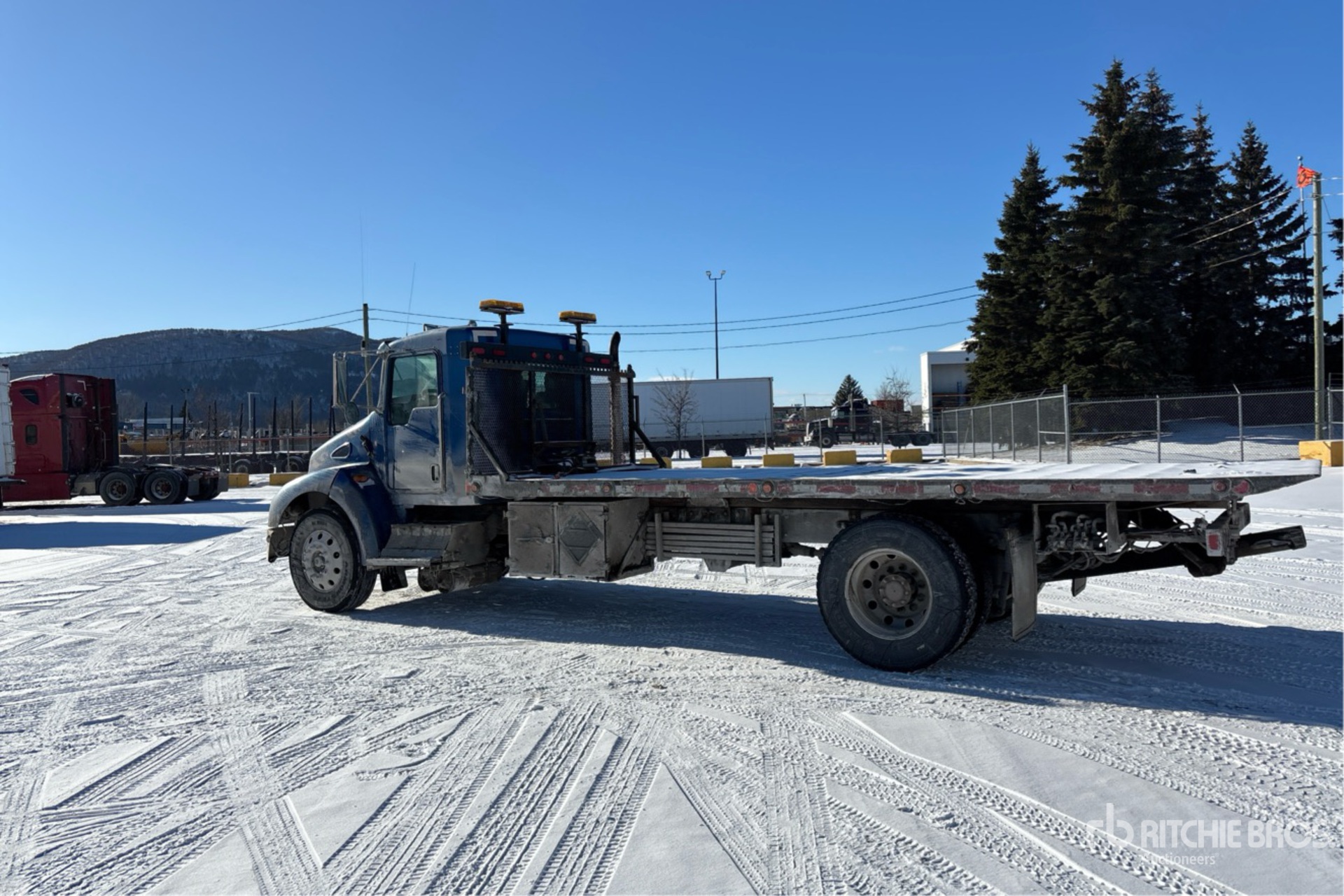 General Appearance with Image, coin arrière gauche