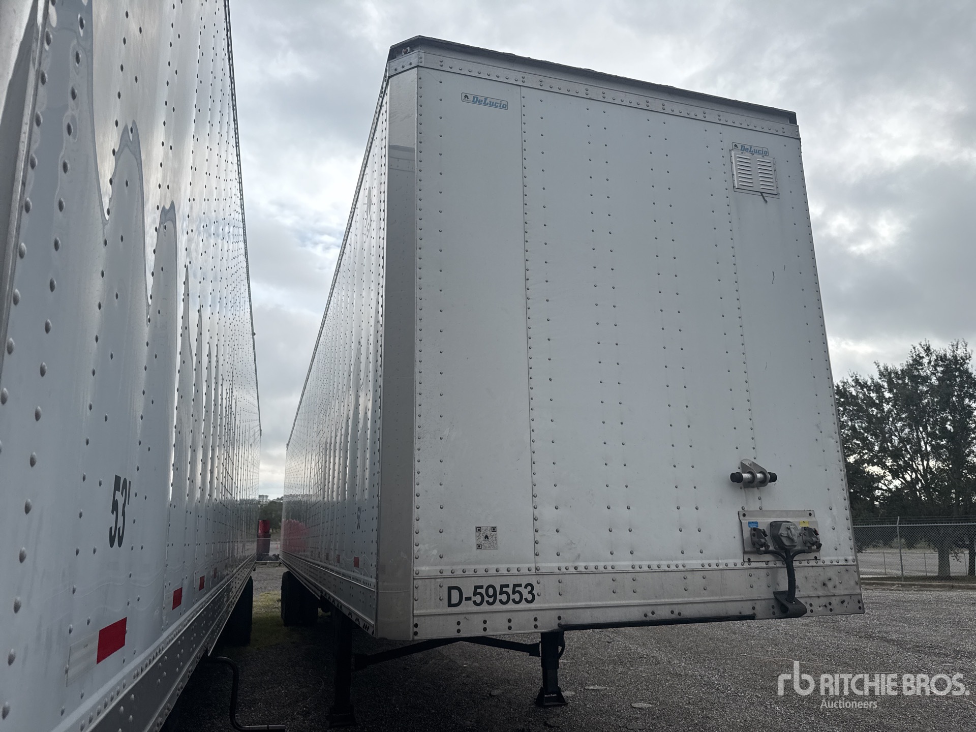 General Appearance with Imagen: esquina delantera derecha