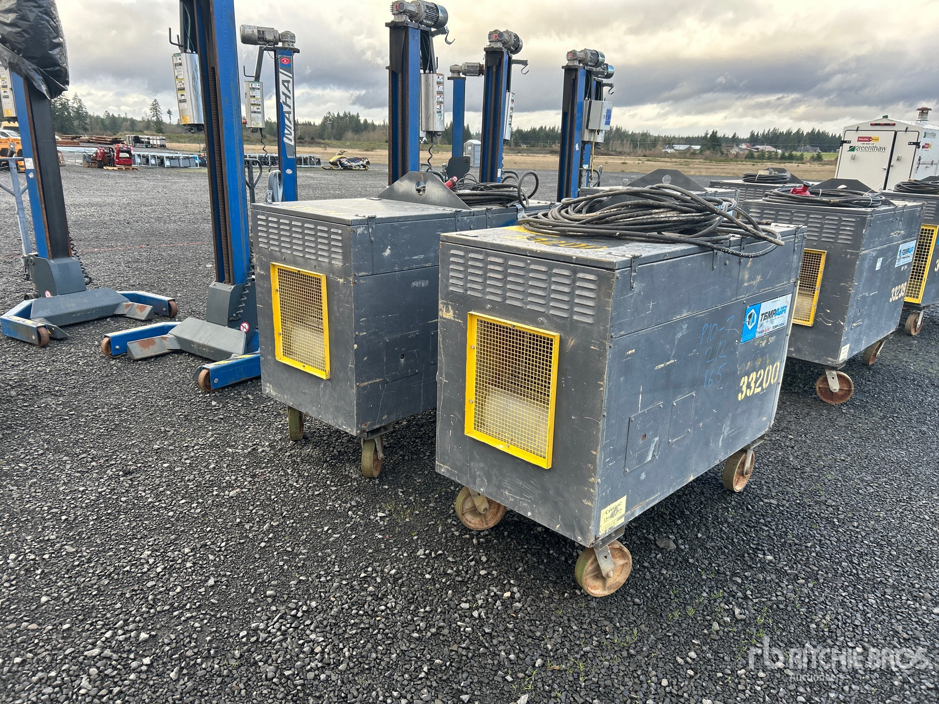 Aspect général with Image, coin arrière gauche