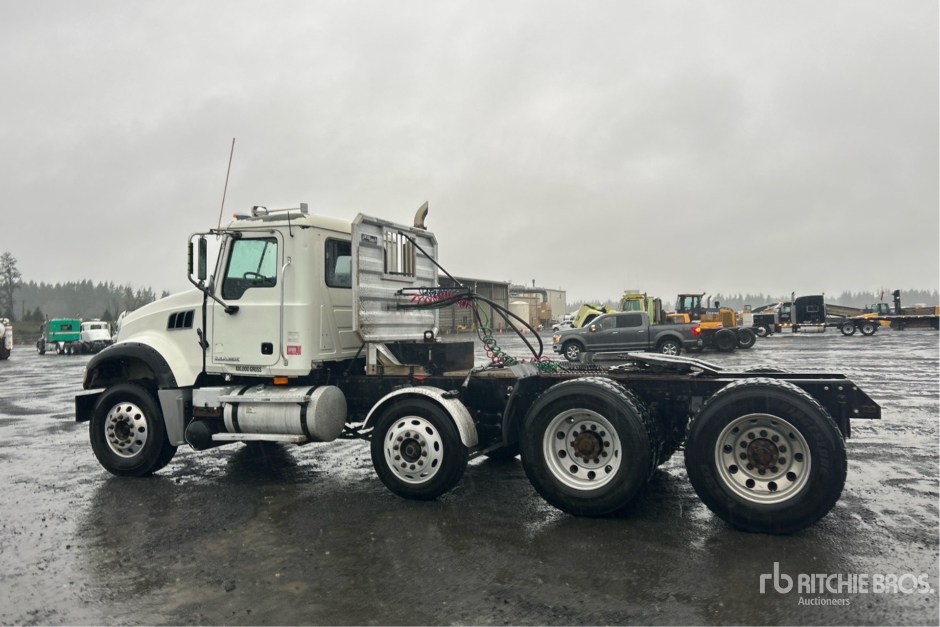 Aspect général with Image, coin arrière gauche