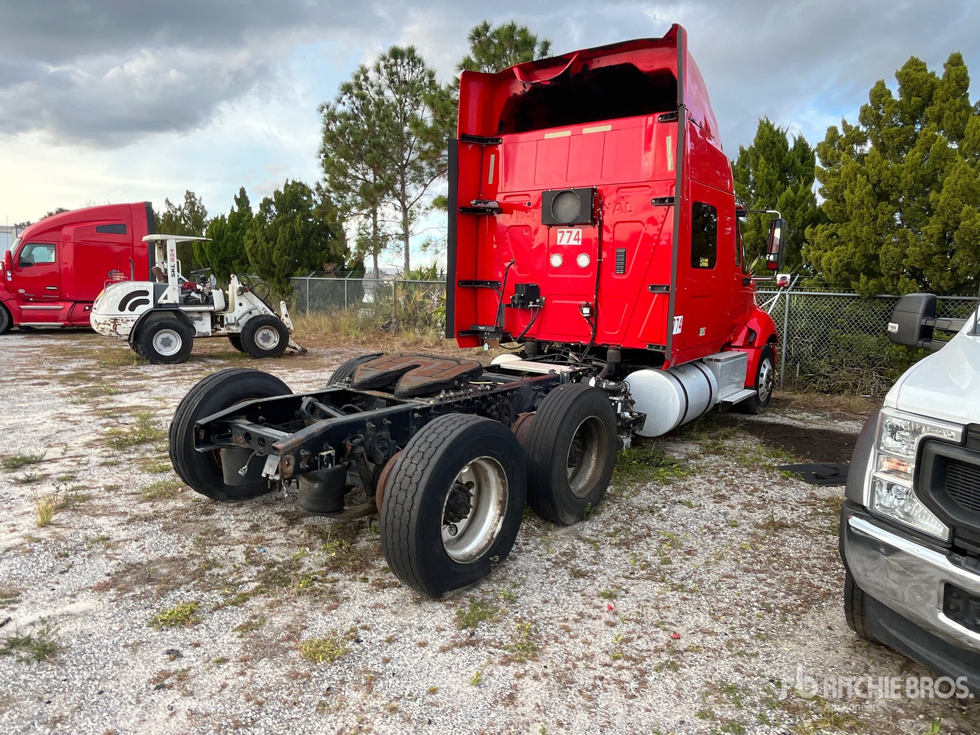 General Appearance with Picture, Right Rear Corner