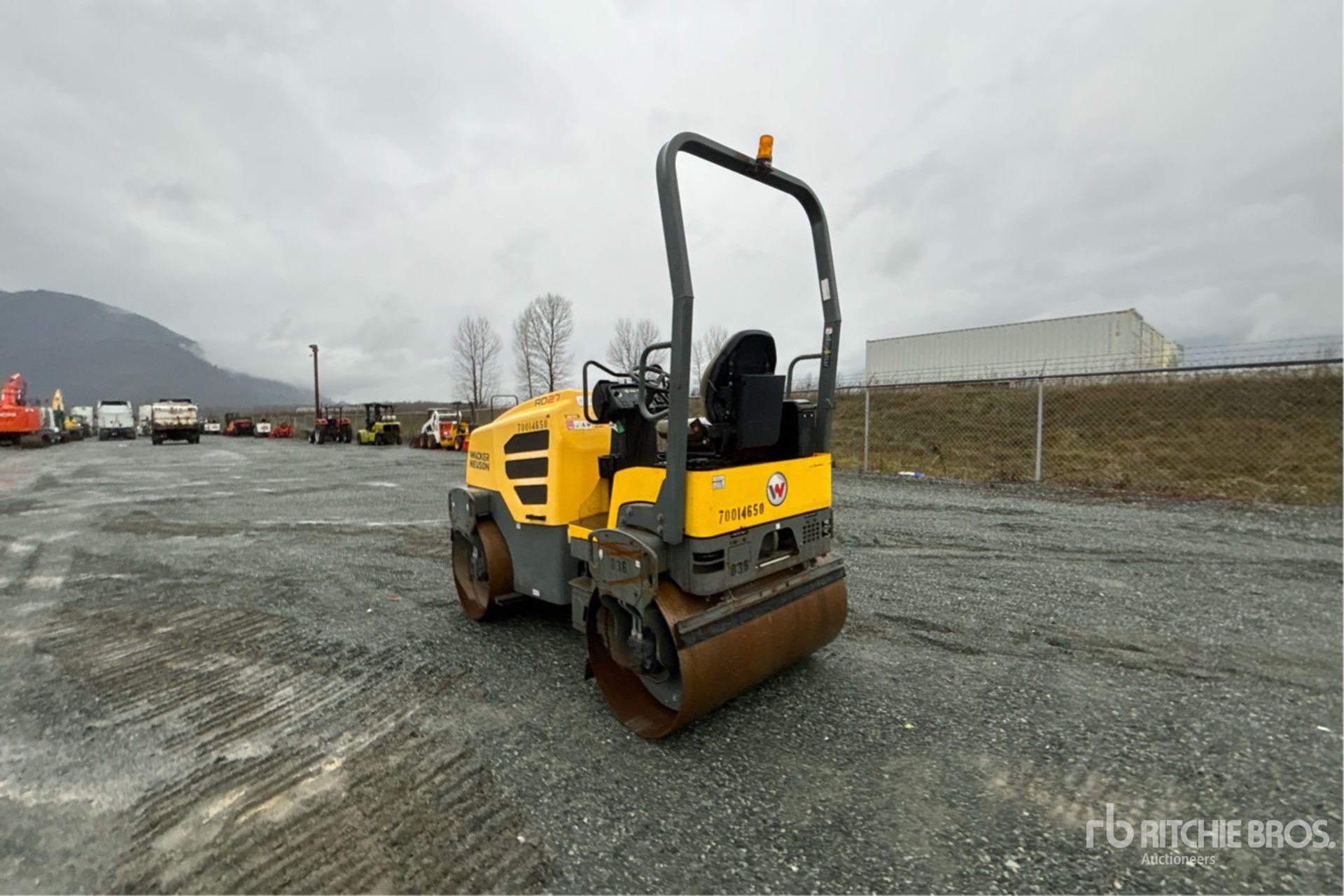 General Appearance with Imagen: esquina trasera izquierda