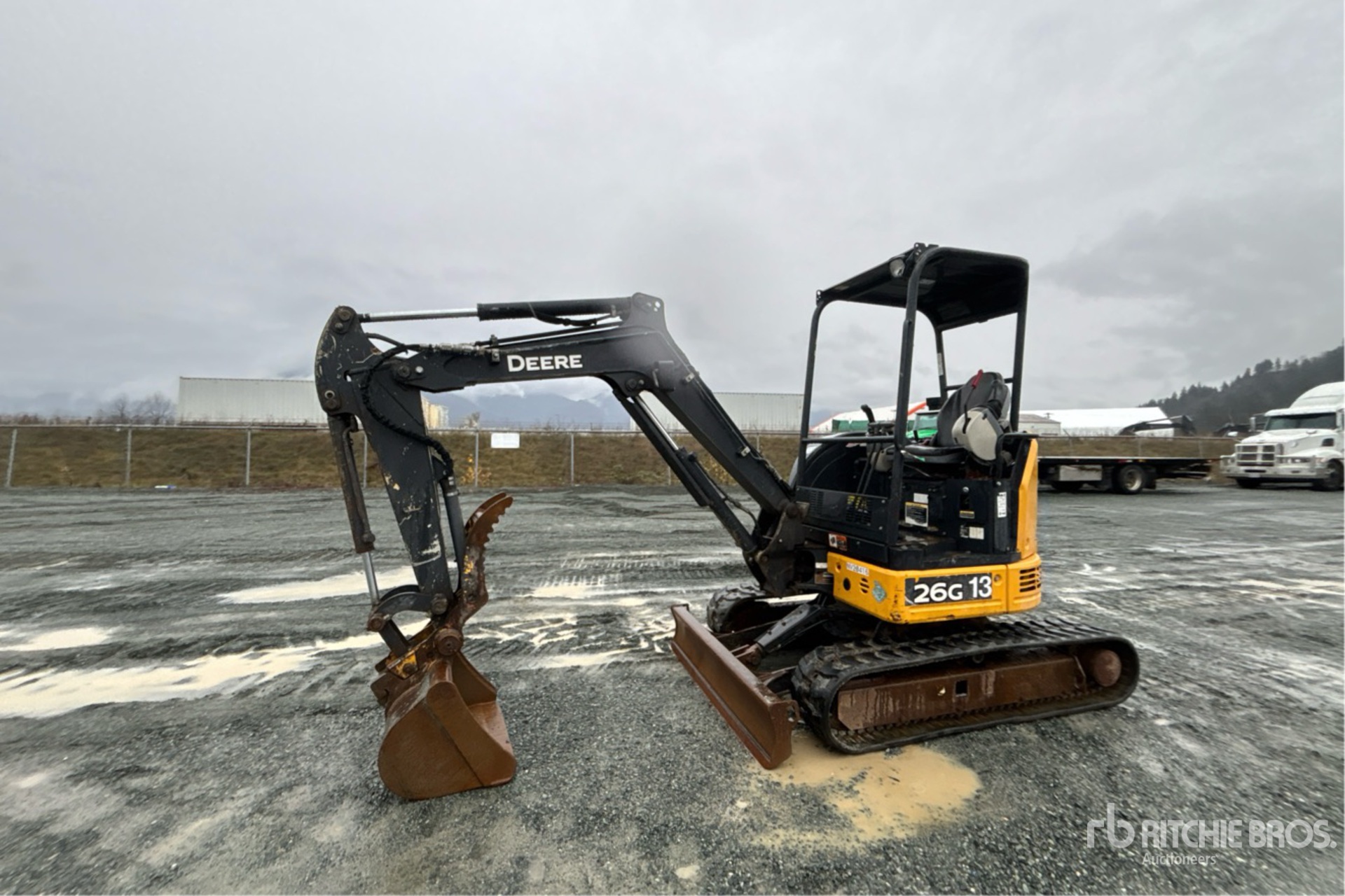 General Appearance with Image, coin avant gauche