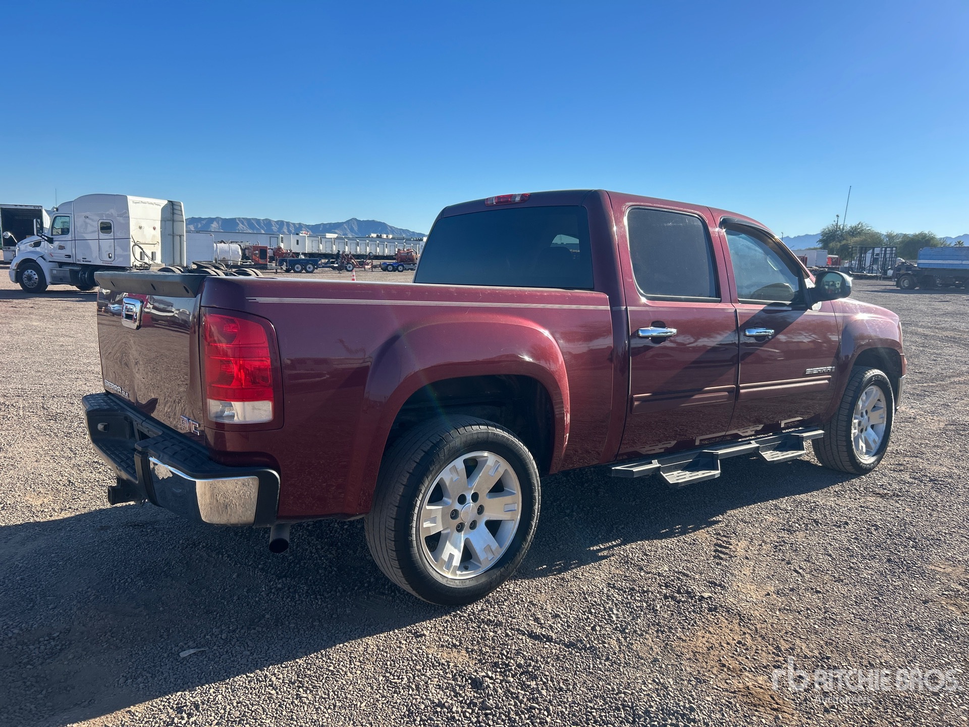 General Appearance with Picture, Right Rear Corner