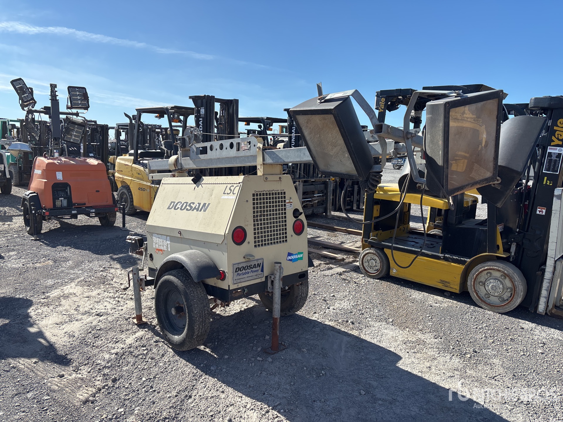 Aspect général with Image, coin arrière gauche