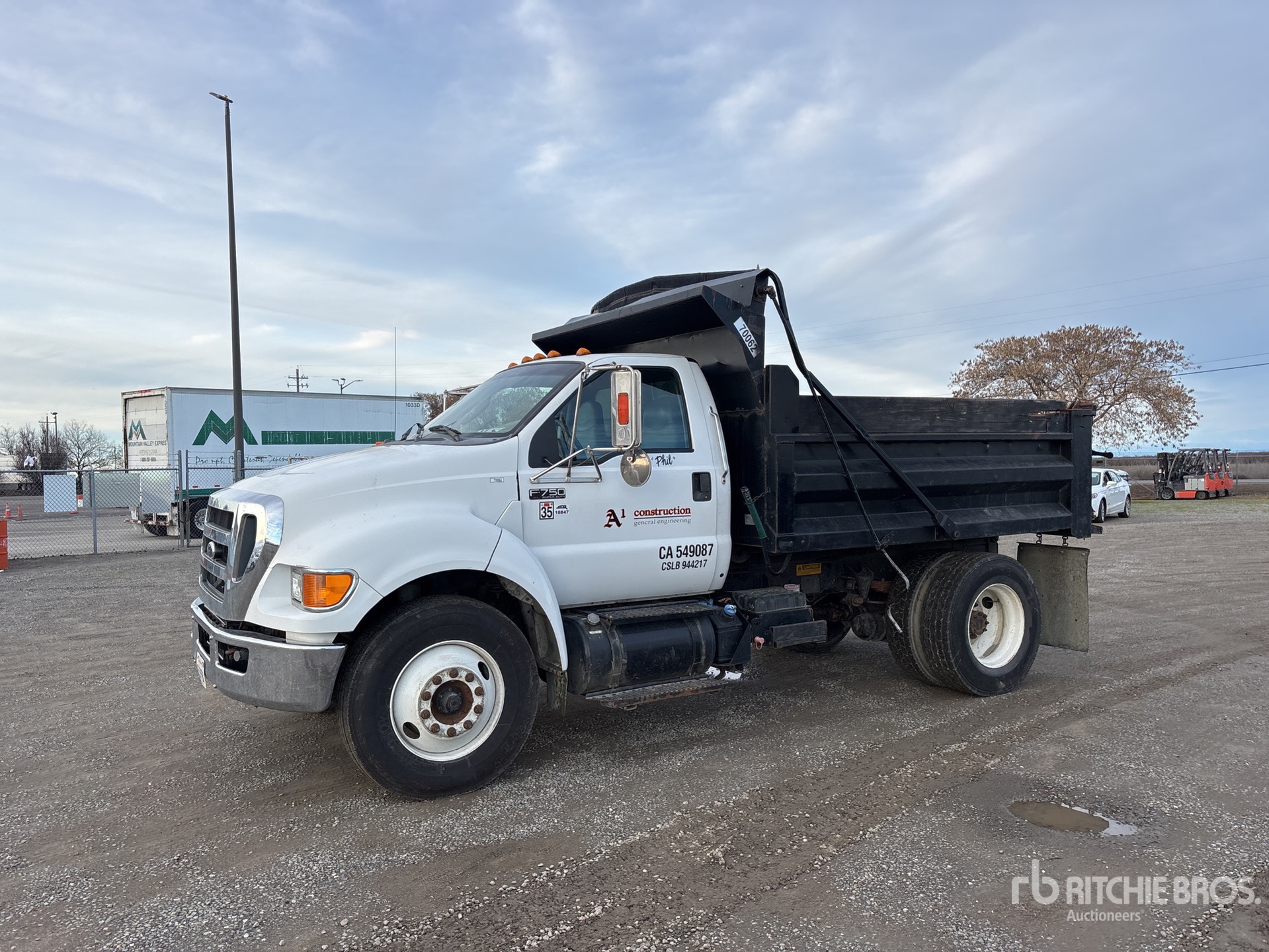 General Appearance with Image, coin avant gauche