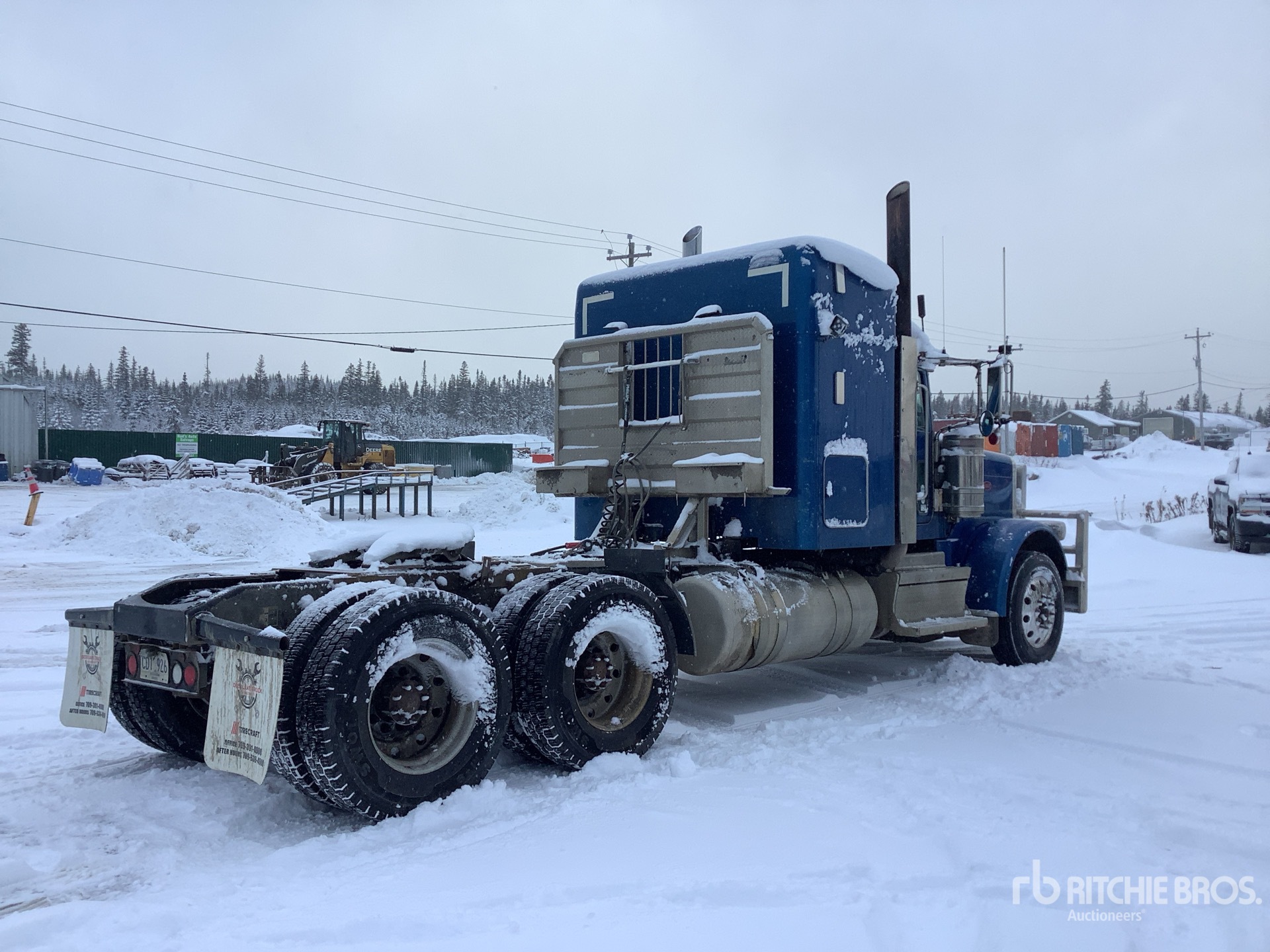 General Appearance with Foto, angolo anteriore sinistro