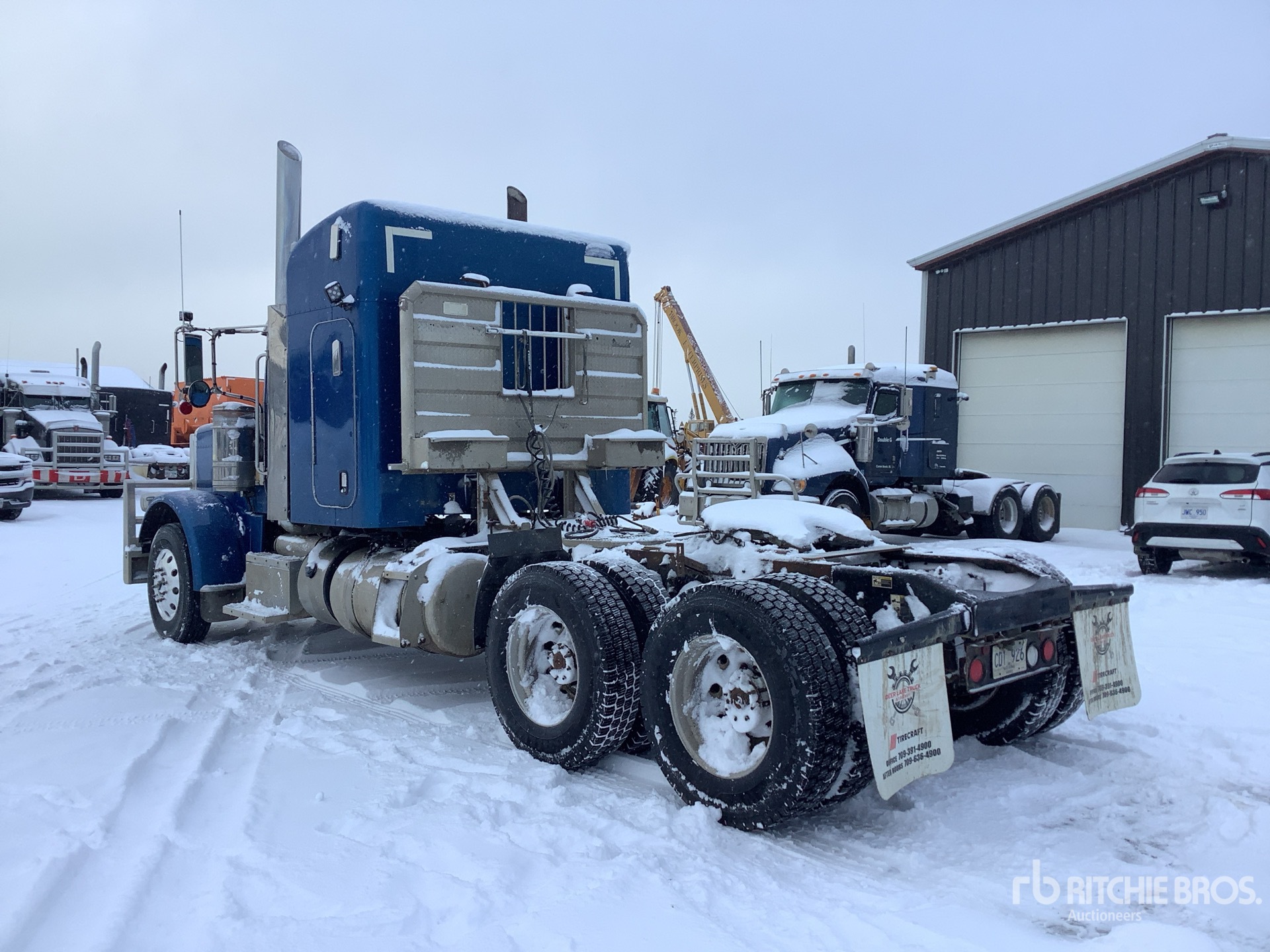 General Appearance with Foto, angolo posteriore sinistro