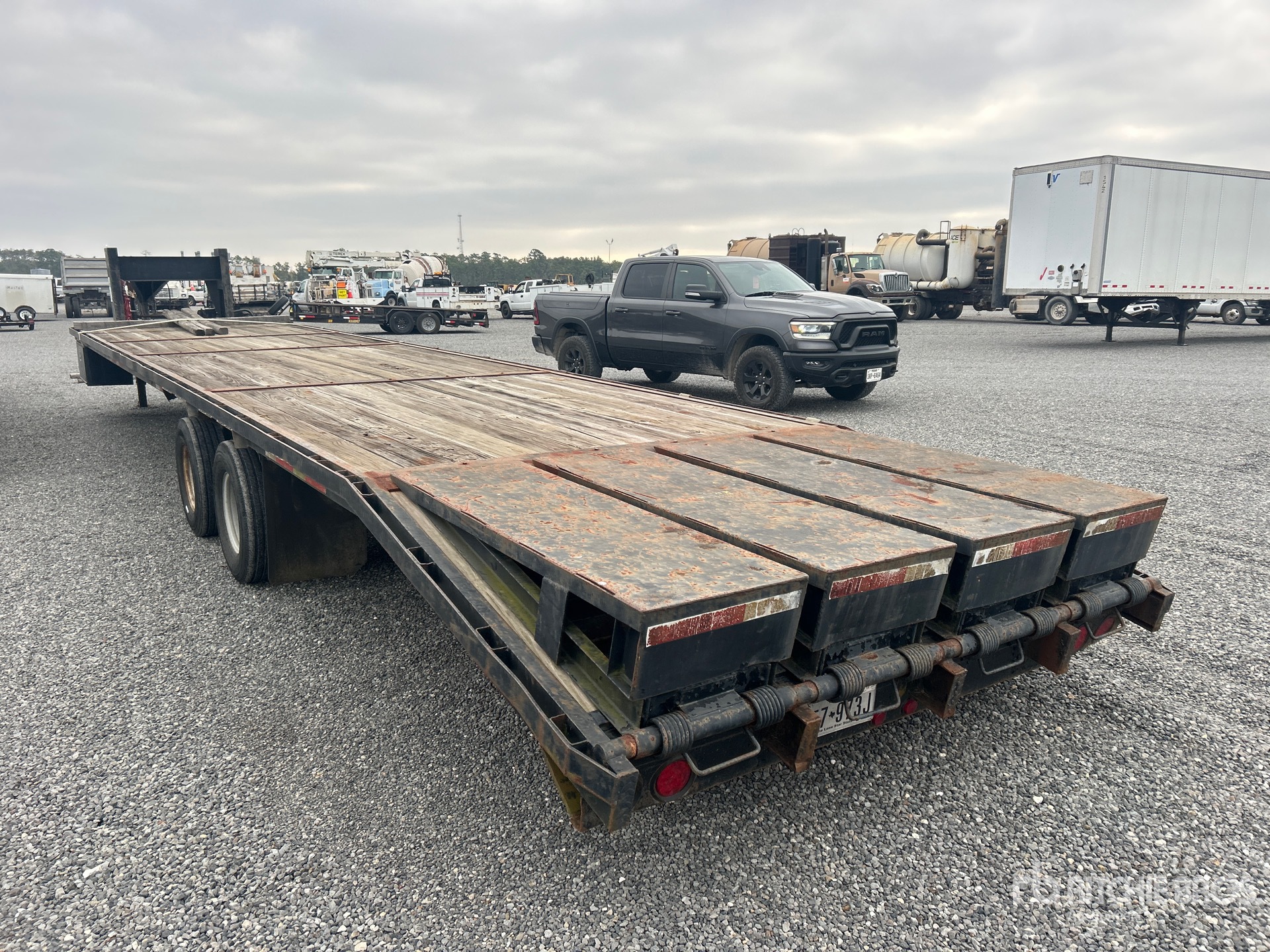 General Appearance with Zdjęcie, lewy dolny róg