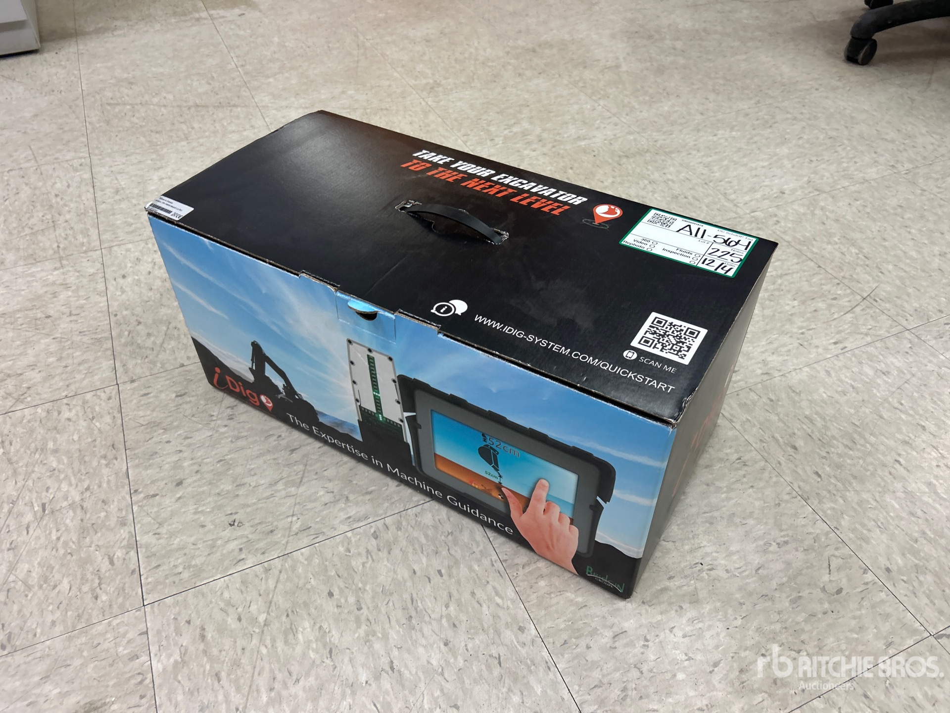 General Appearance with Picture, Left Front Corner