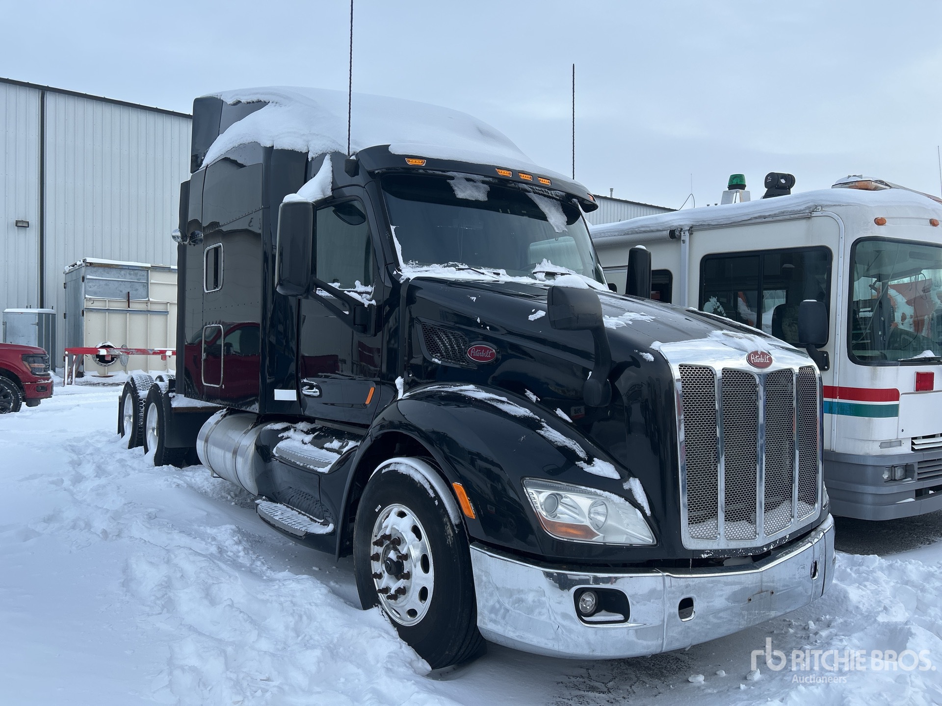 General Appearance with Picture, Right Front Corner