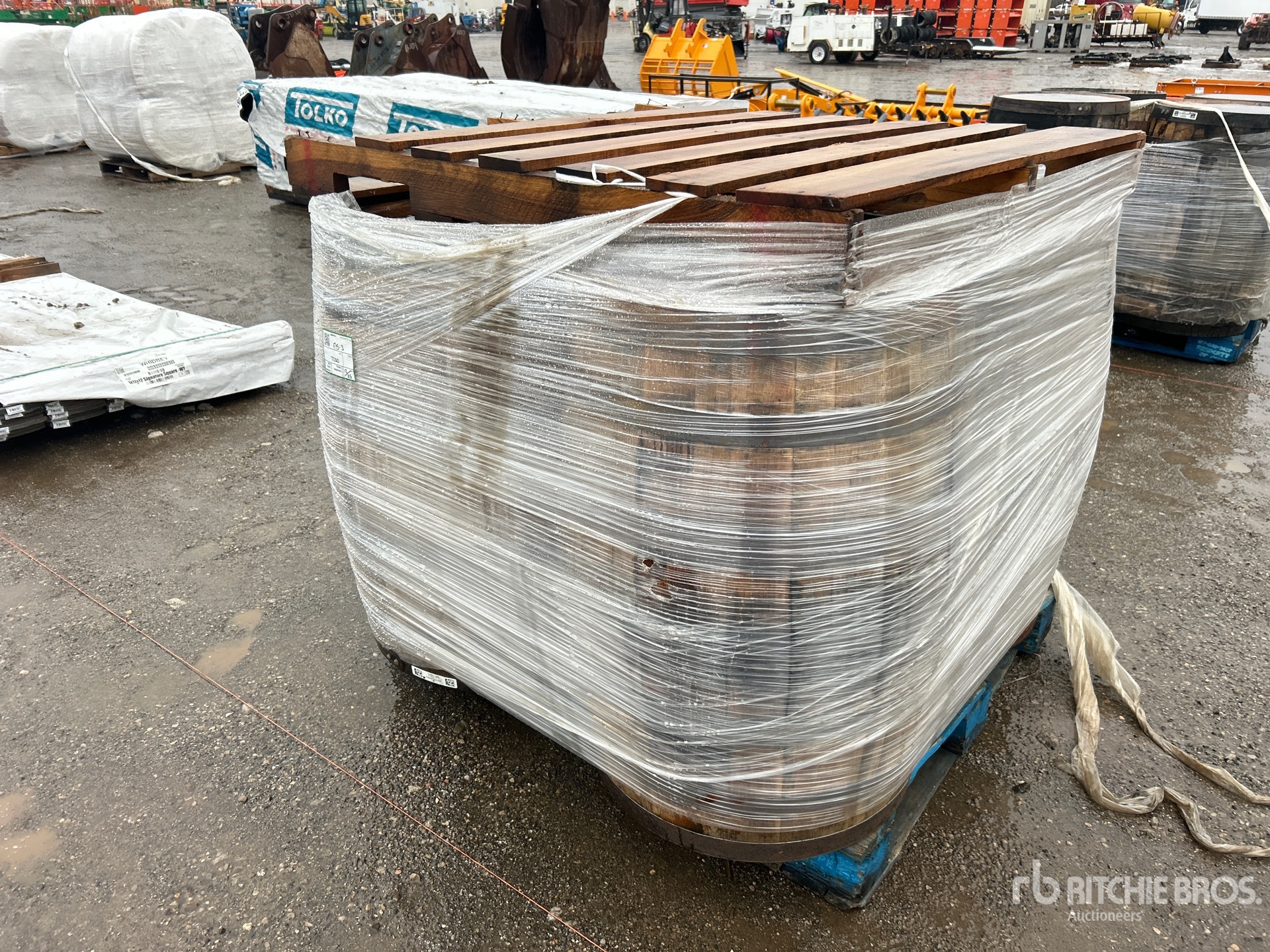 General Appearance with Bild, Ecke vorne links