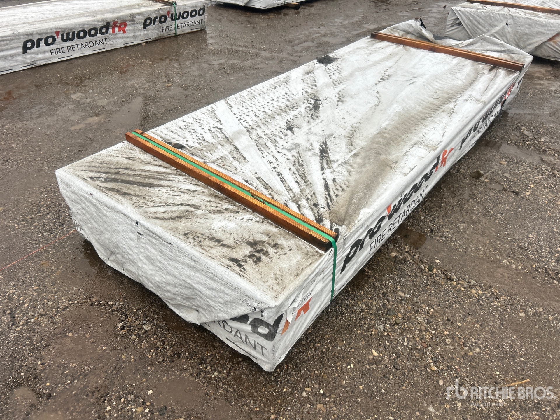 Aspect général with Image, coin arrière gauche