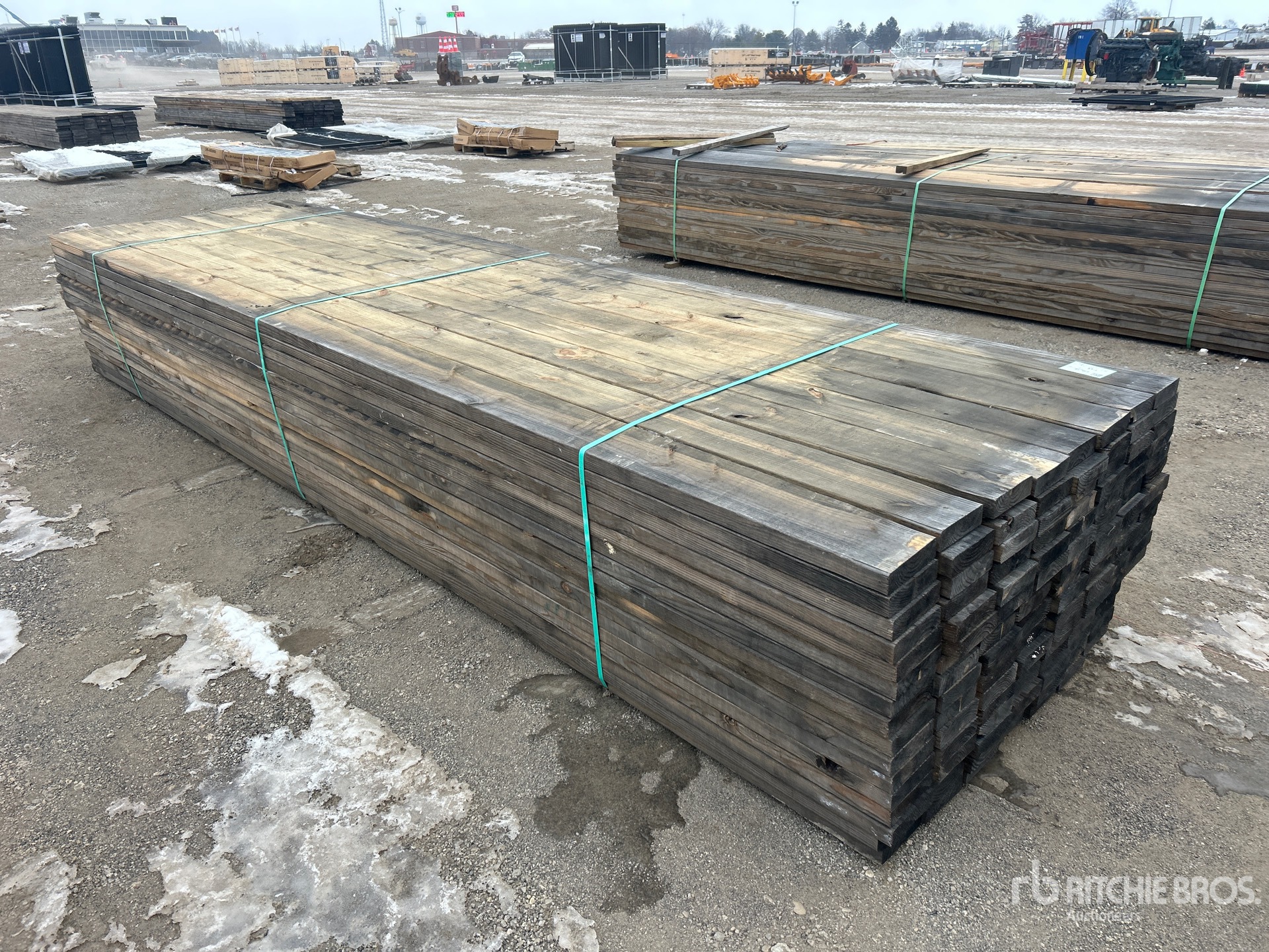 Aspect général with Image, coin arrière droit