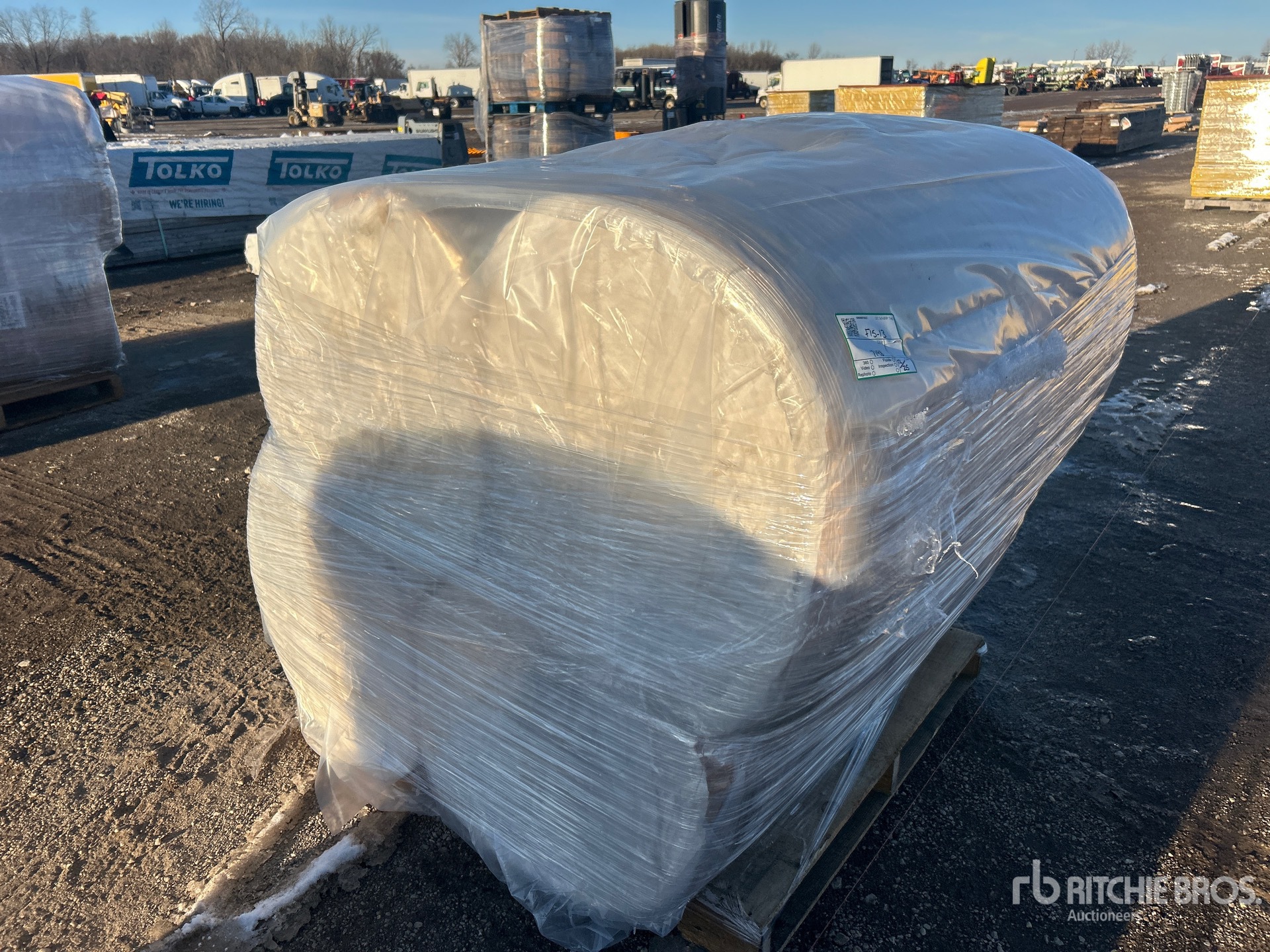 Aspect général with Image, coin avant droit