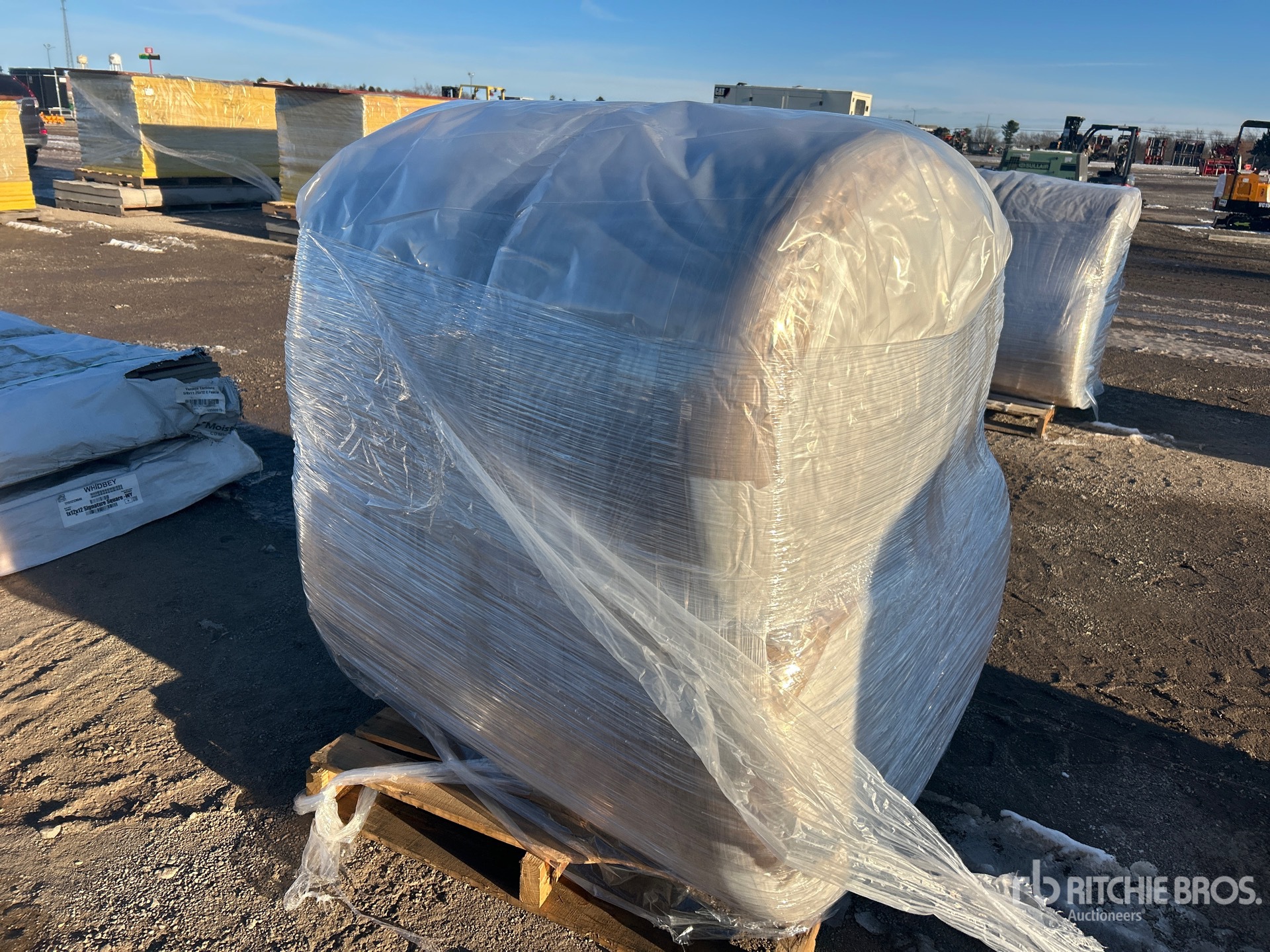 Aspect général with Image, coin arrière droit