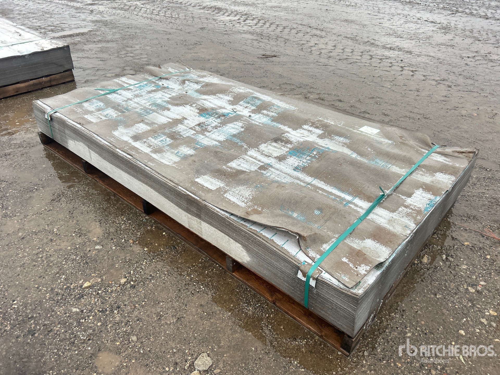 Aspect général with Image, coin arrière droit