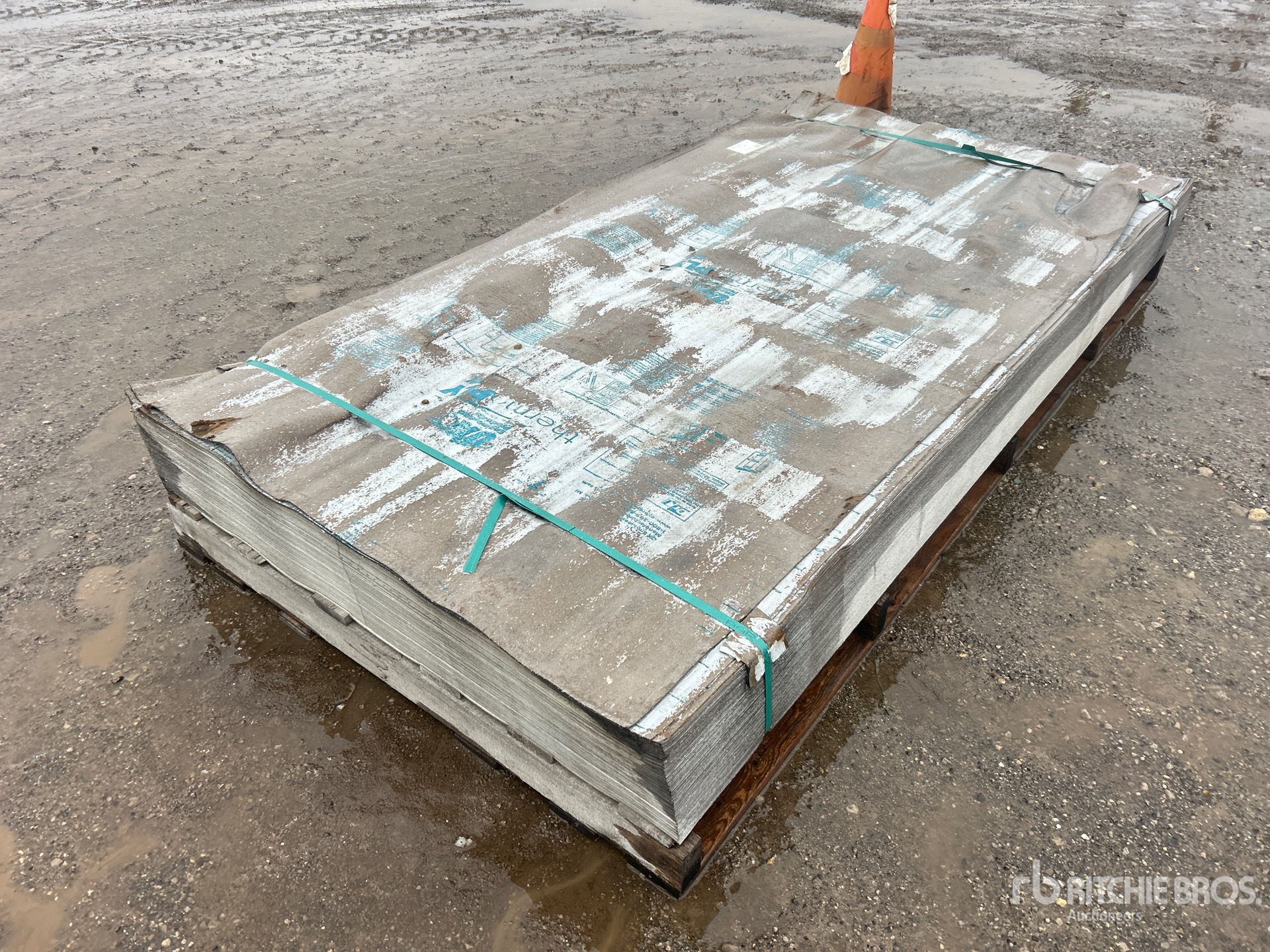 Aspect général with Image, coin arrière gauche