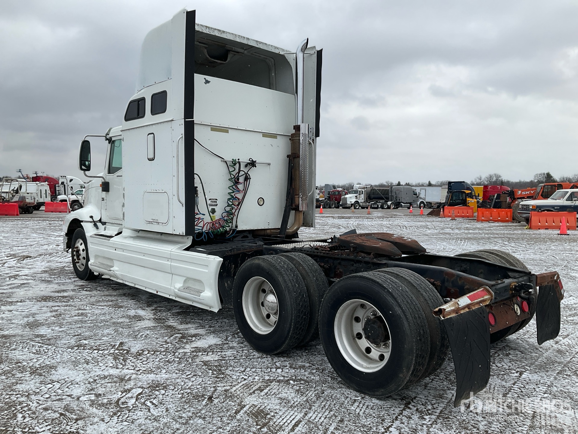 Aspect général with Image, coin arrière gauche