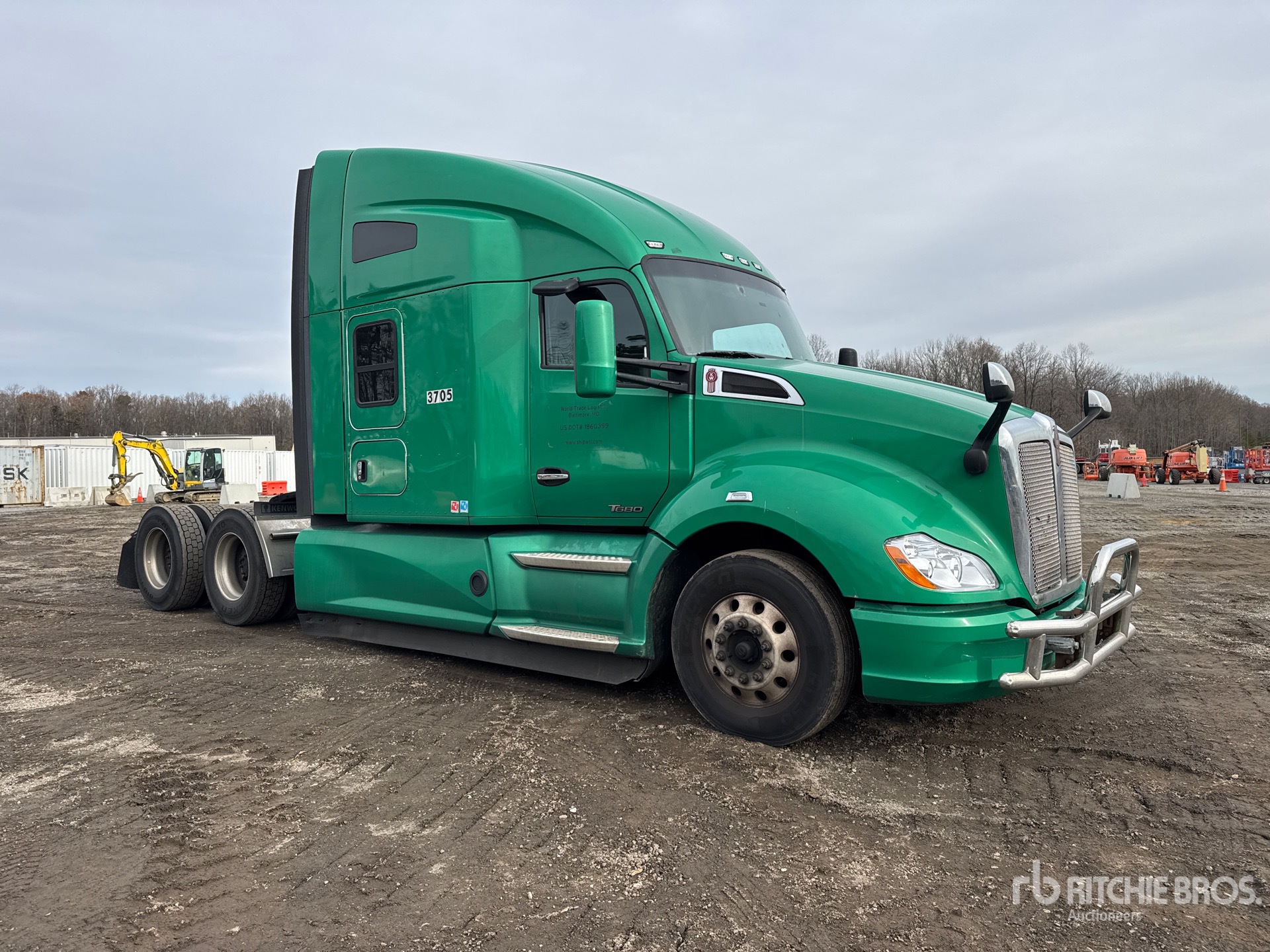 General Appearance with Picture, Right Front Corner