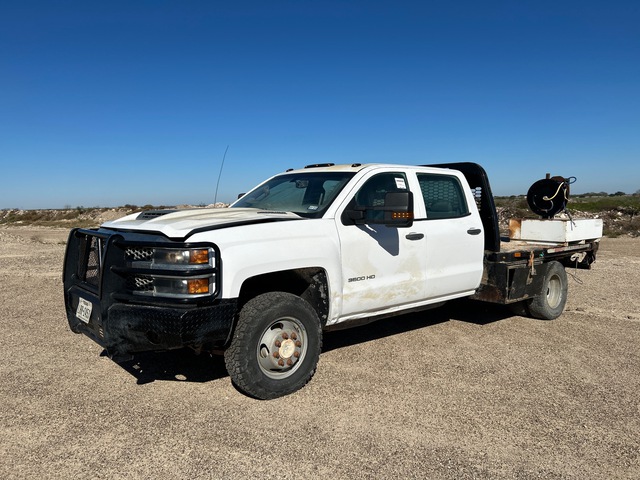 2019 Chevrolet 3500 HD 4x4 Crew Cab Flatbed Truck