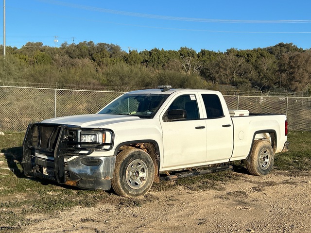 2017 GMC 1500 4x2 Extended Cab Pickup