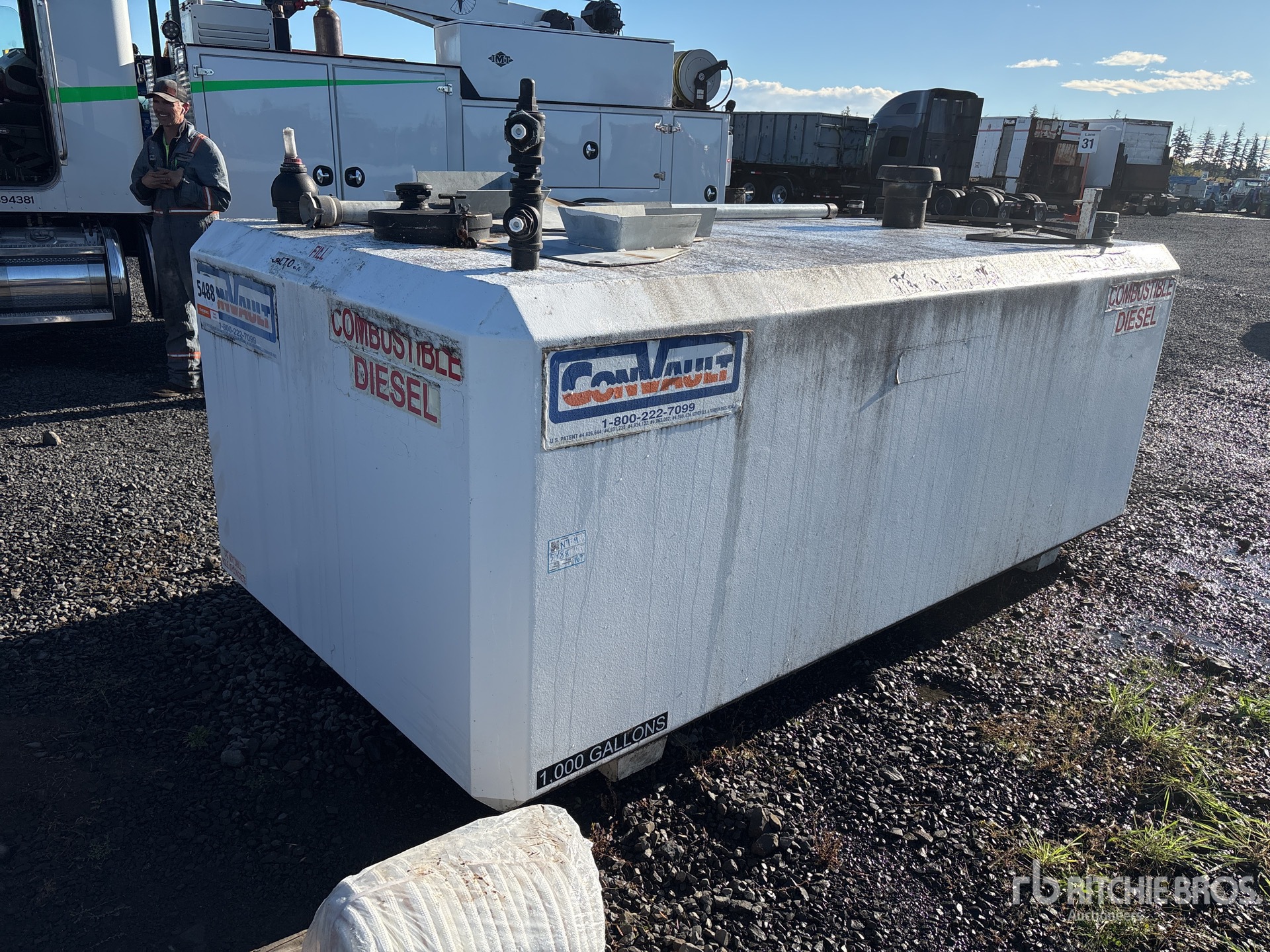 General Appearance with Picture, Right Rear Corner