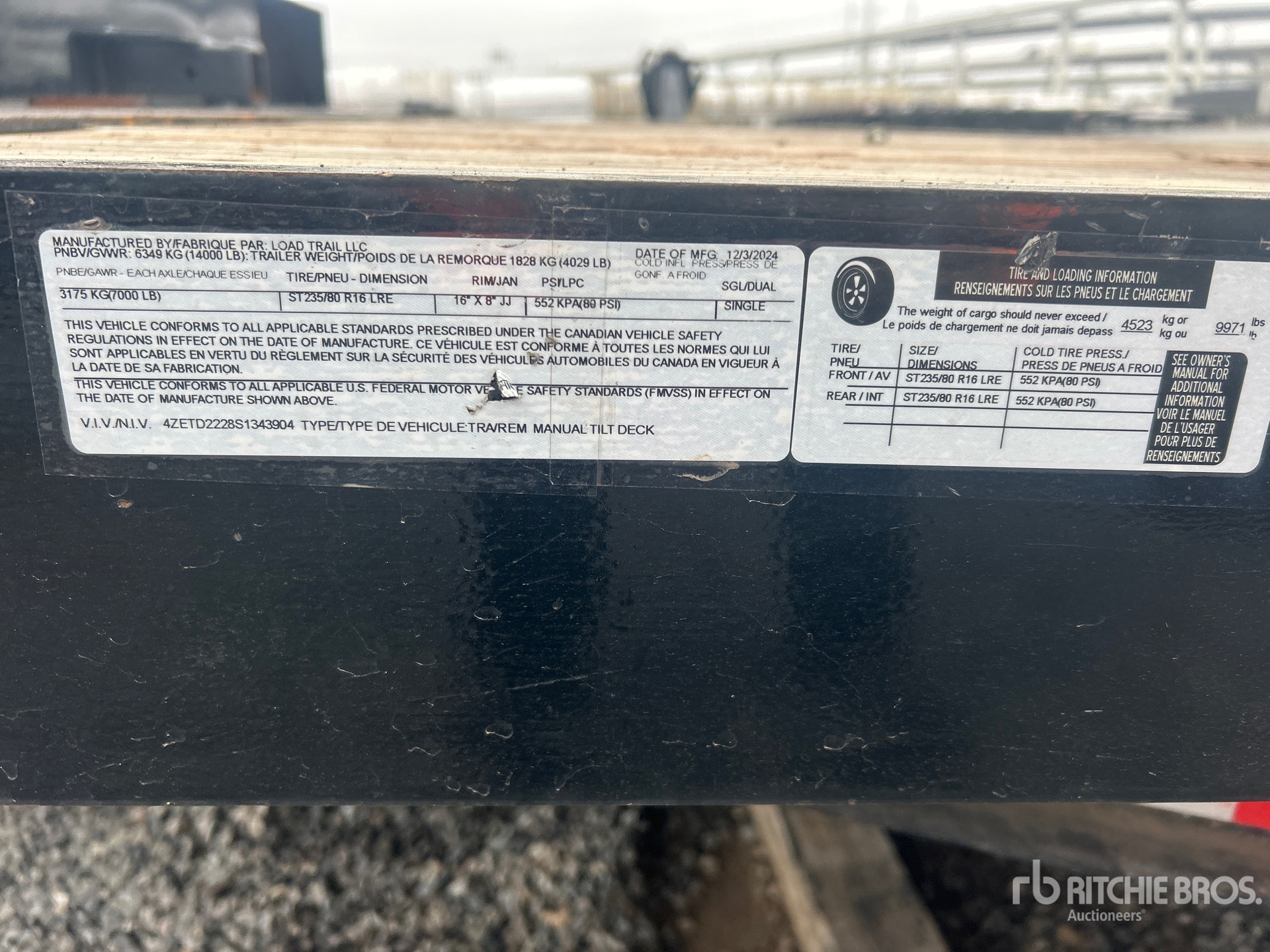 General Appearance with Numero seriale/numero d’identificazione del veicolo (VIN)