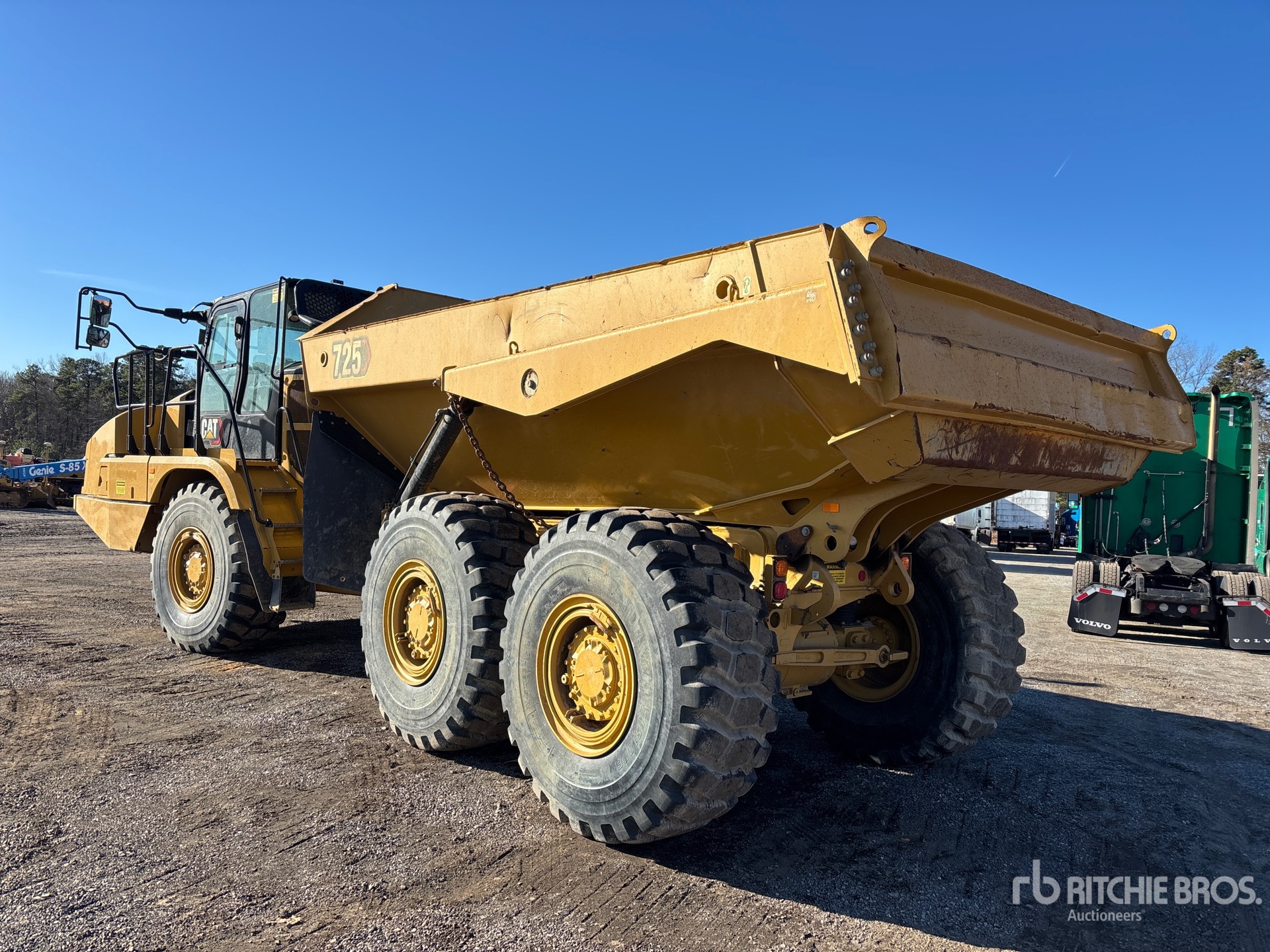 General Appearance with Bild, Ecke hinten links