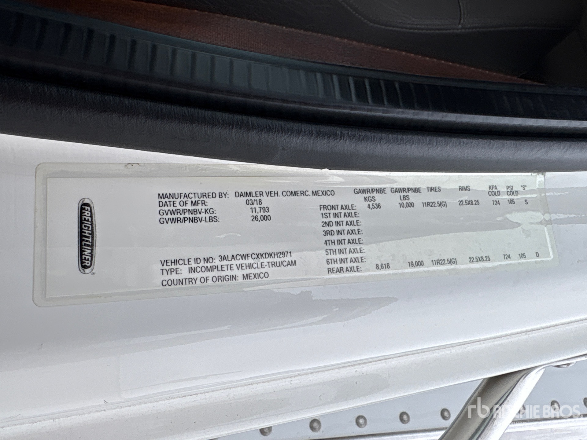 General Appearance with Serial Number / VIN