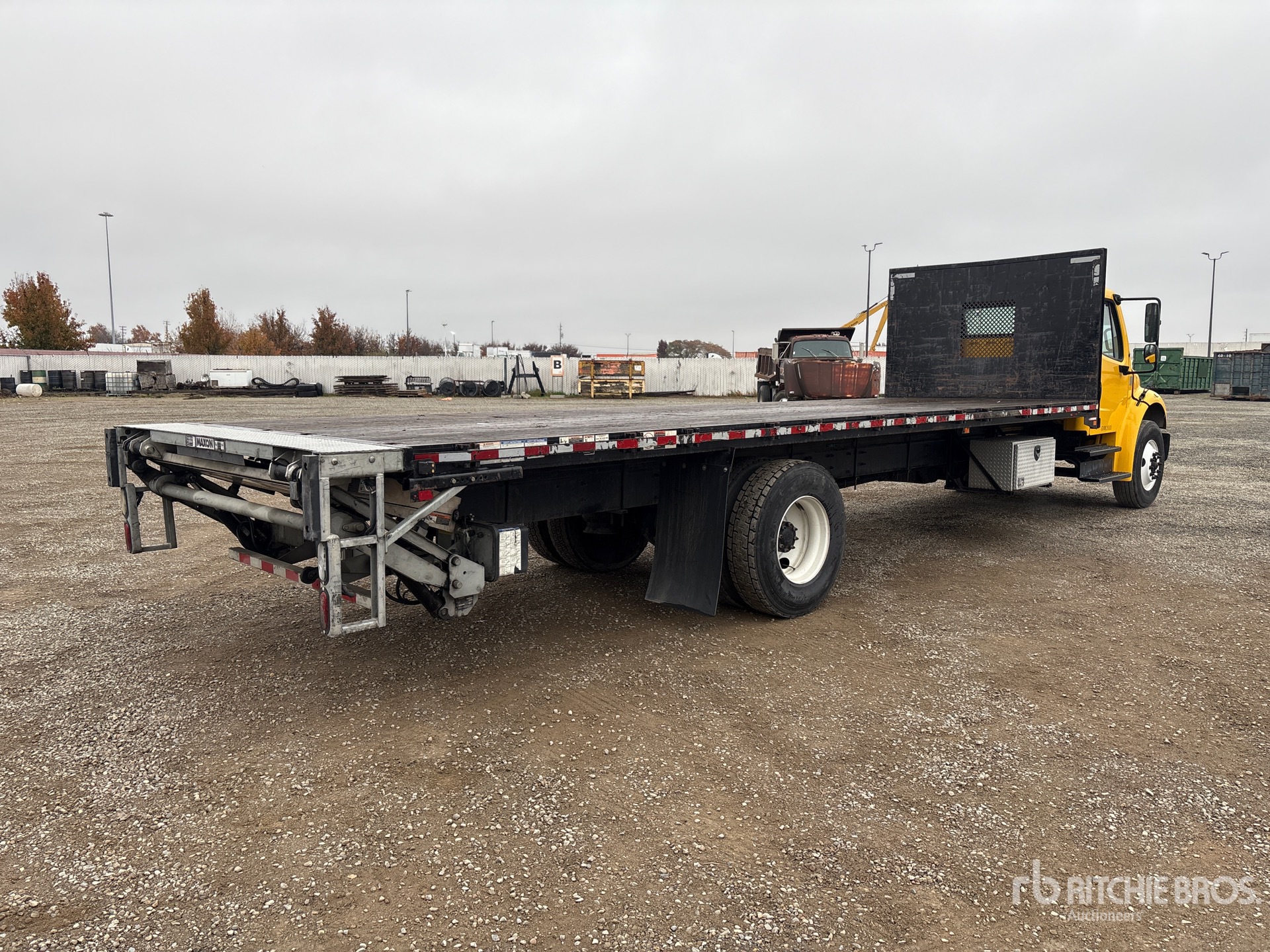 General Appearance with Image, coin arrière droit