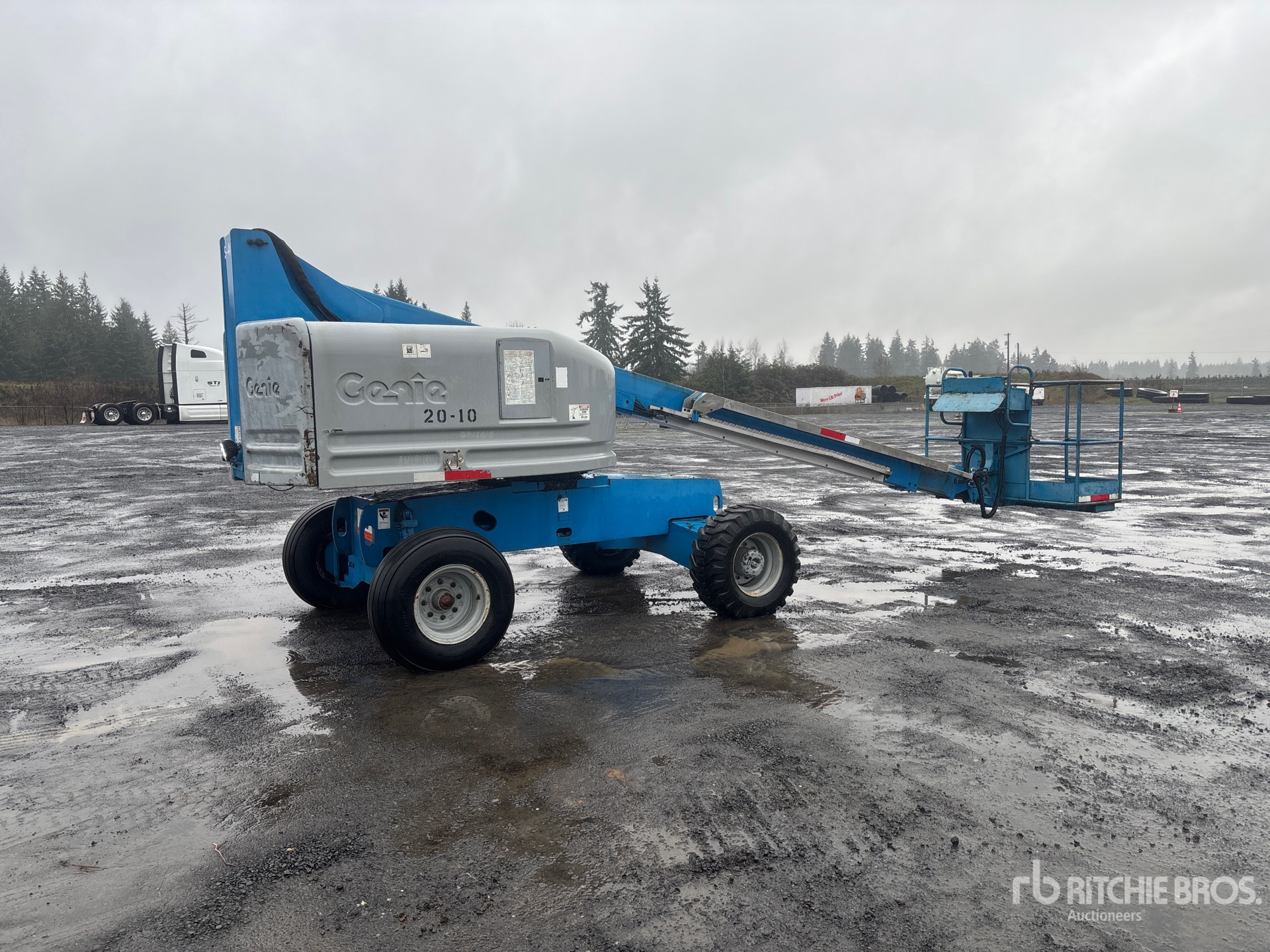 General Appearance with Picture, Right Rear Corner