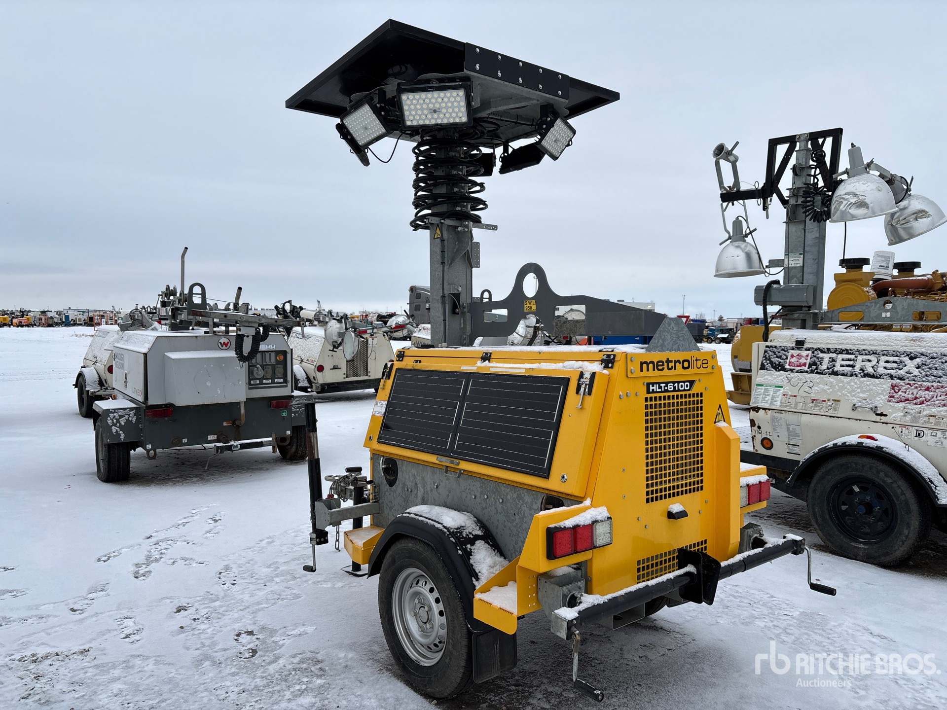 General Appearance with Bild, Ecke hinten links