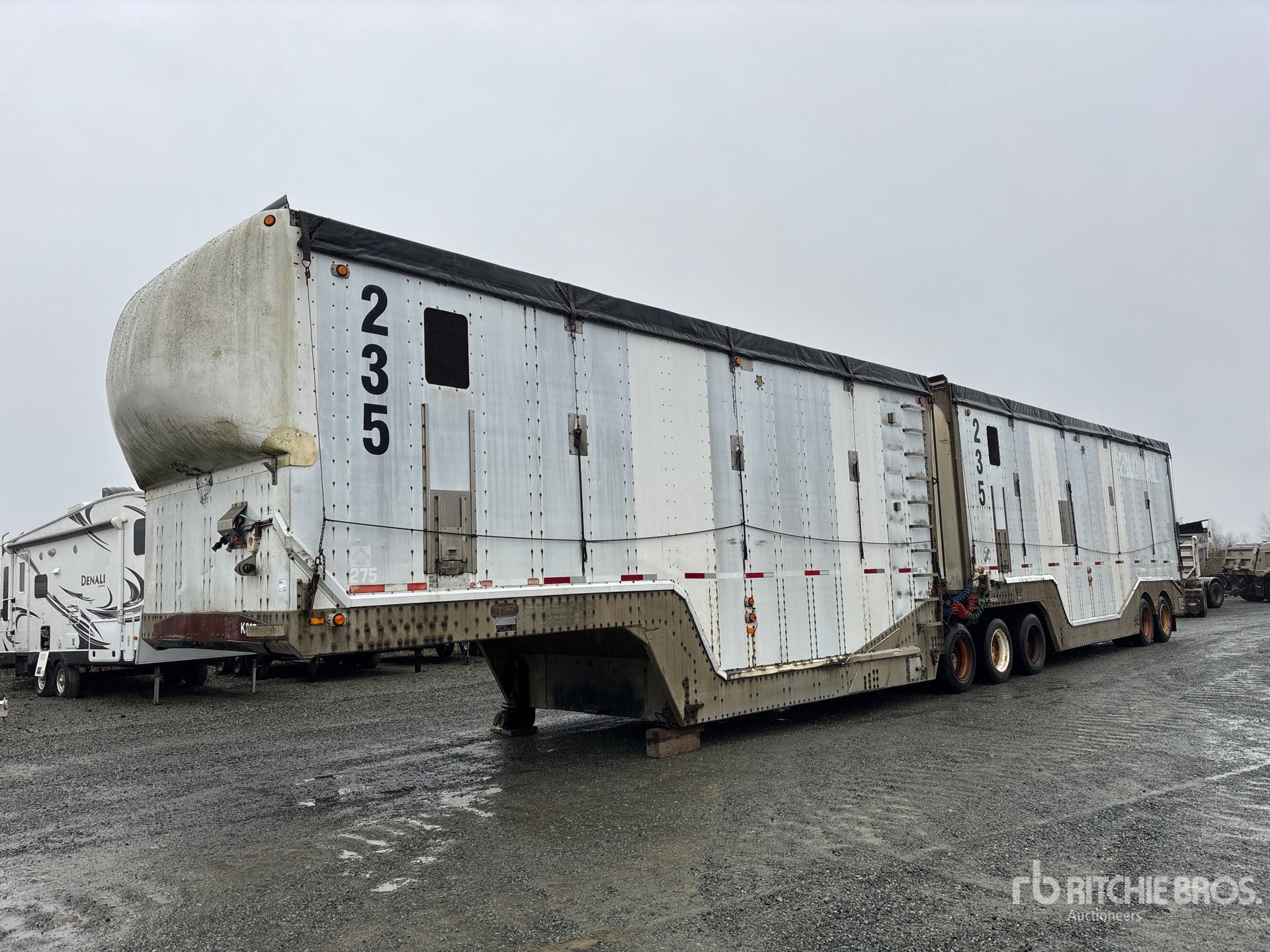 General Appearance with Featured Photo