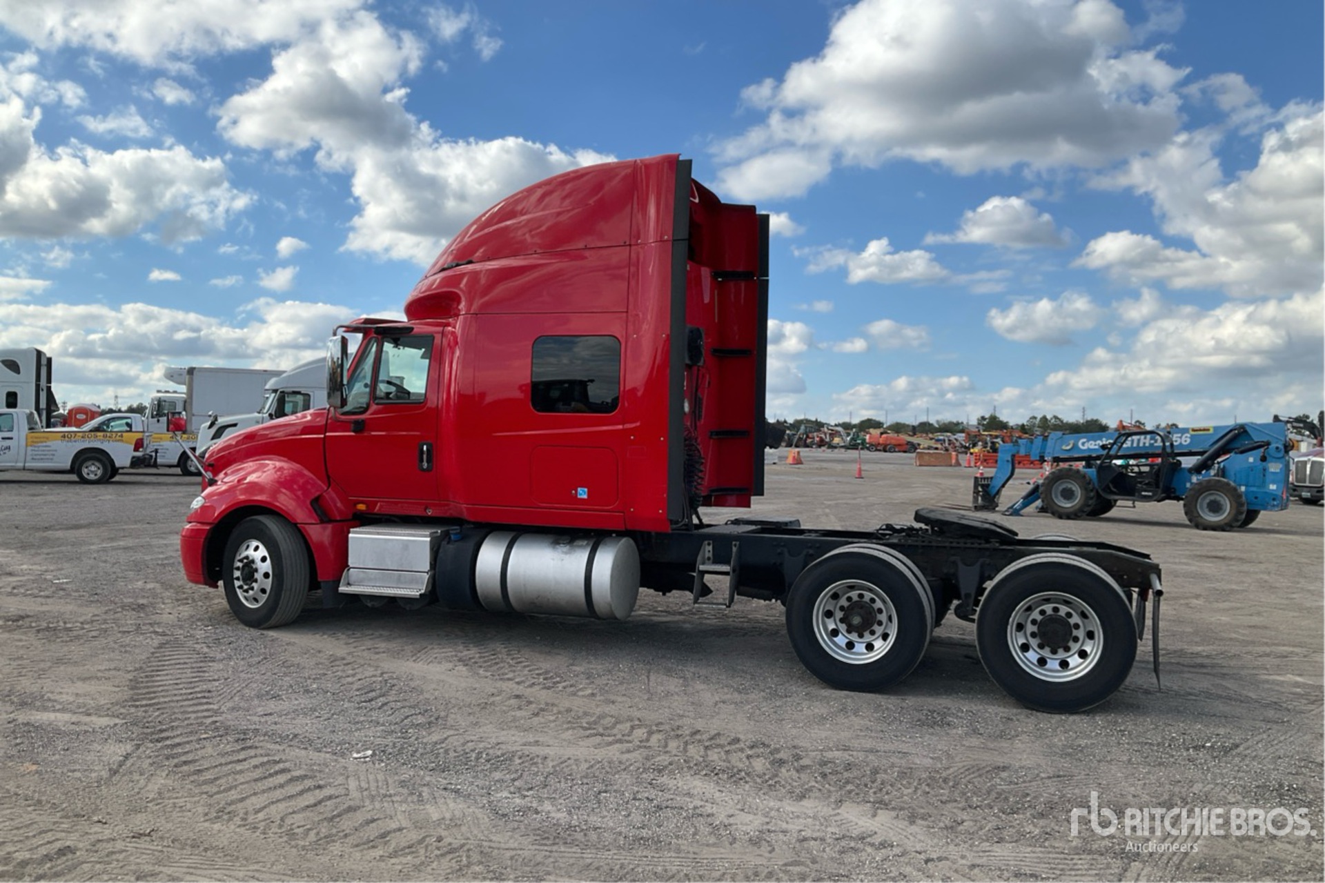 General Appearance with Imagen: esquina trasera izquierda