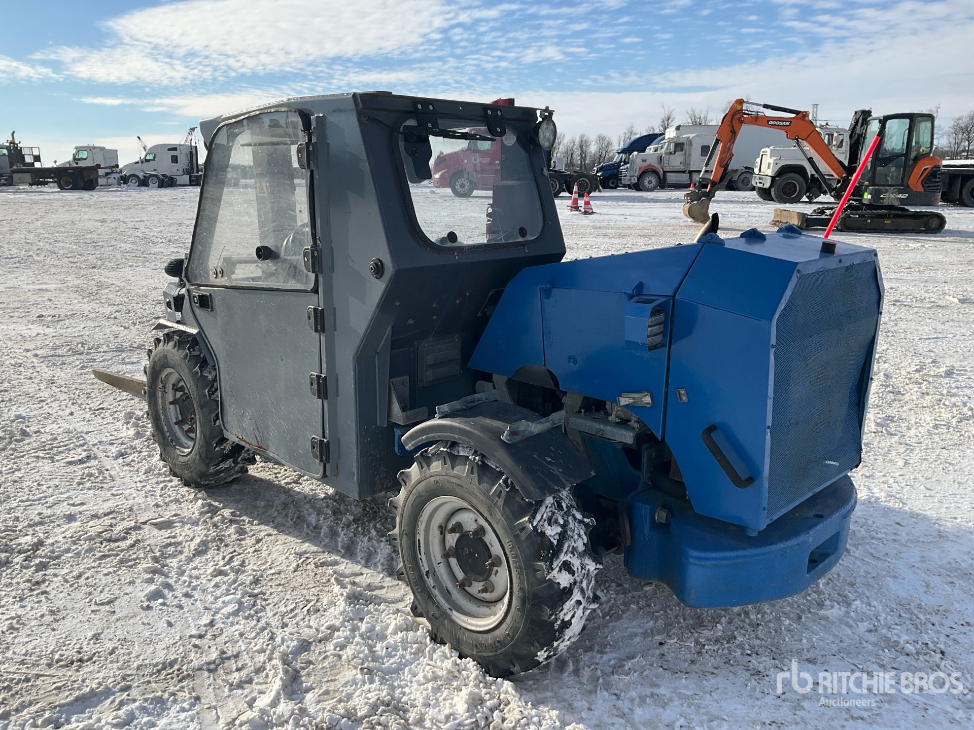 General Appearance with Picture, Left Rear Corner