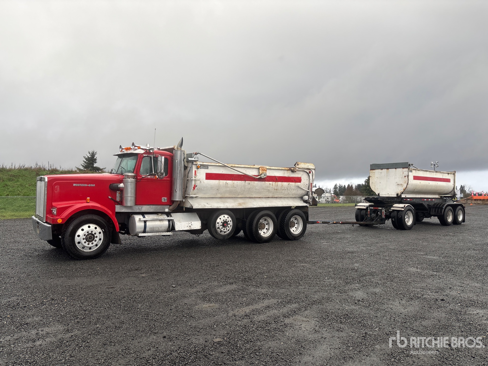 General Appearance with Featured Photo