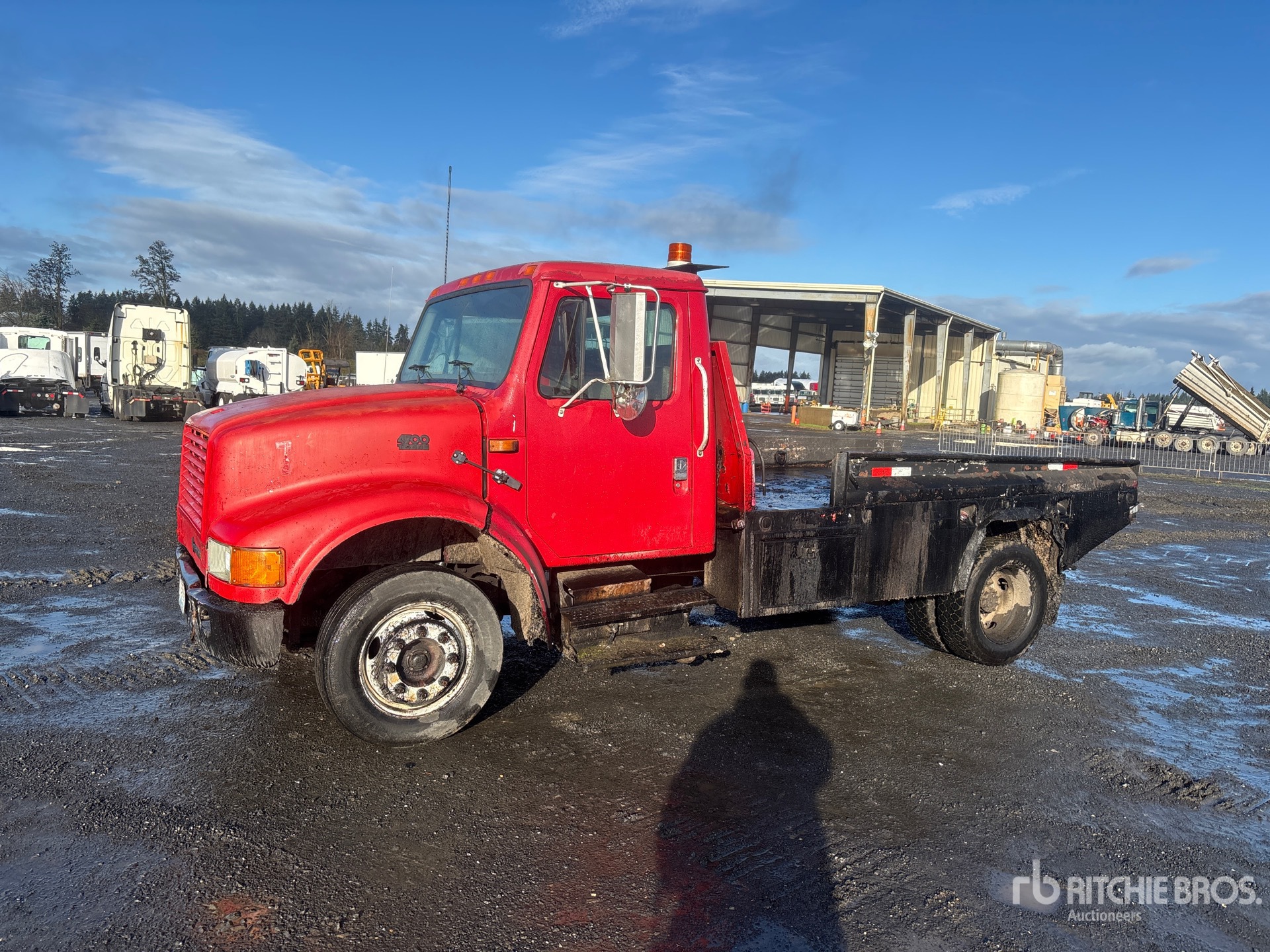 General Appearance with Featured Photo