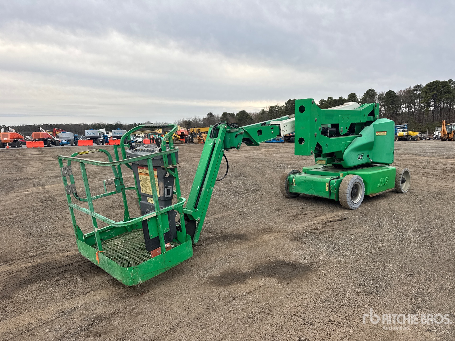 General Appearance with Picture, Left Front Corner