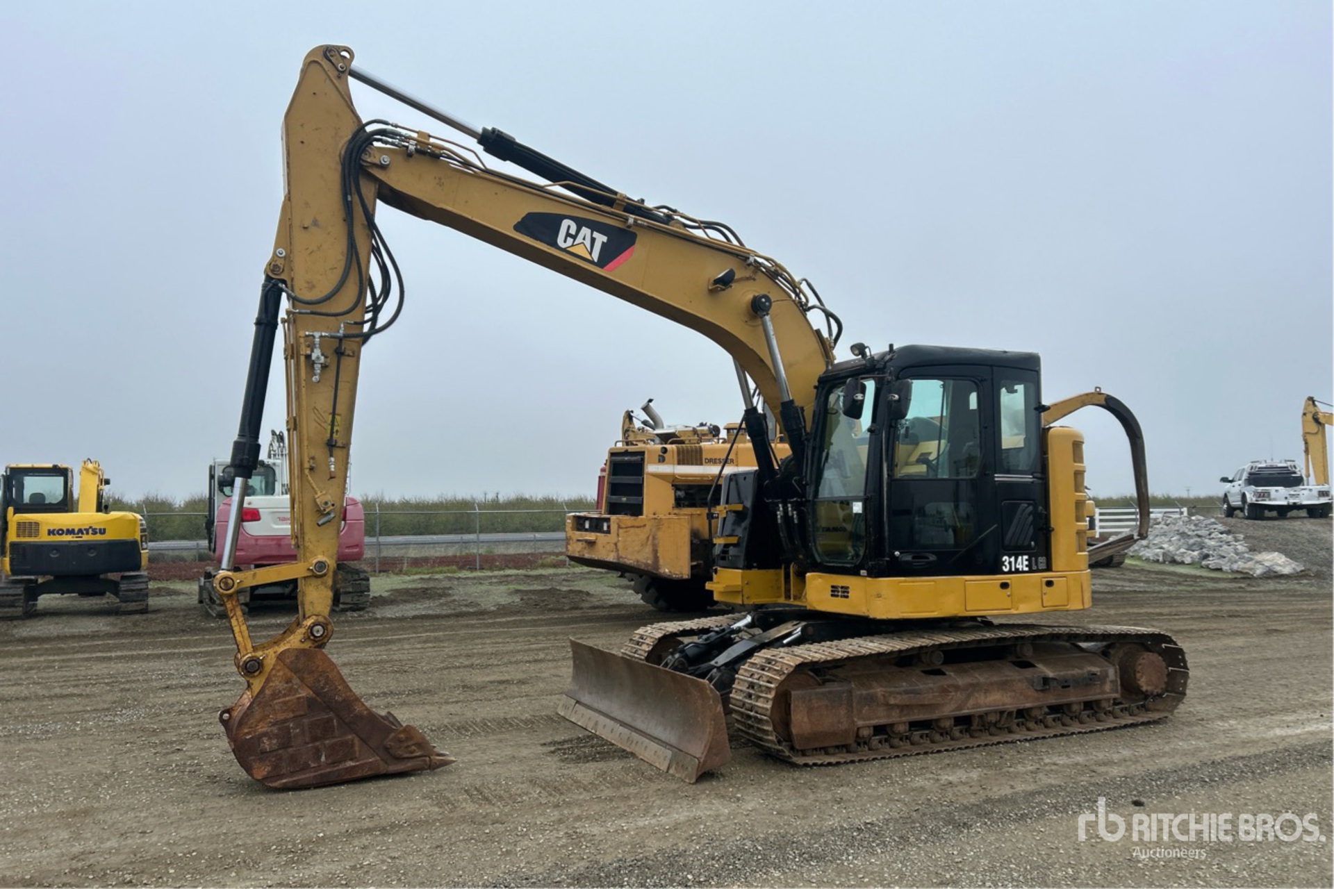 General Appearance with Picture, Left Front Corner