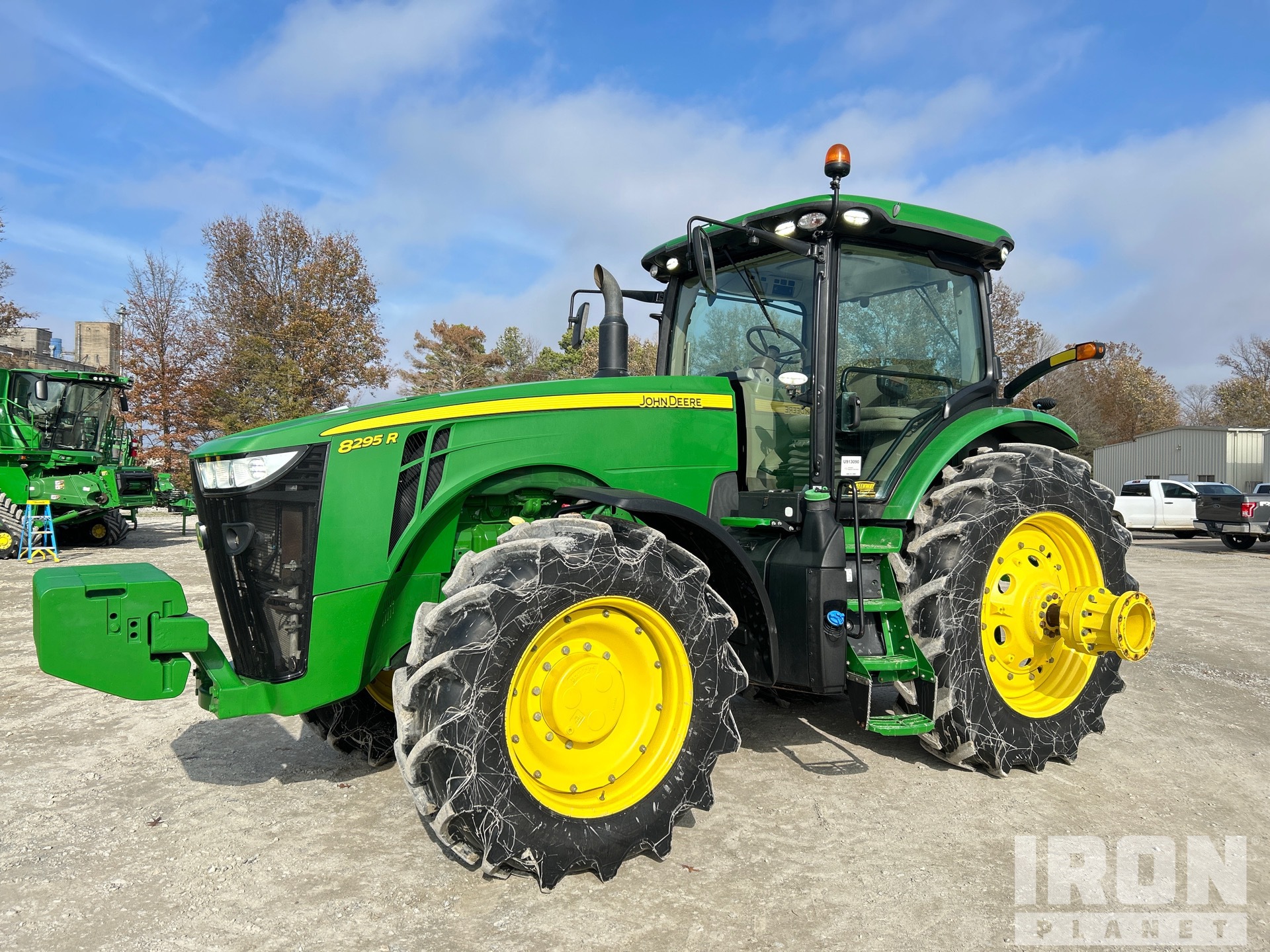 General Appearance with Bild, Ecke vorne links