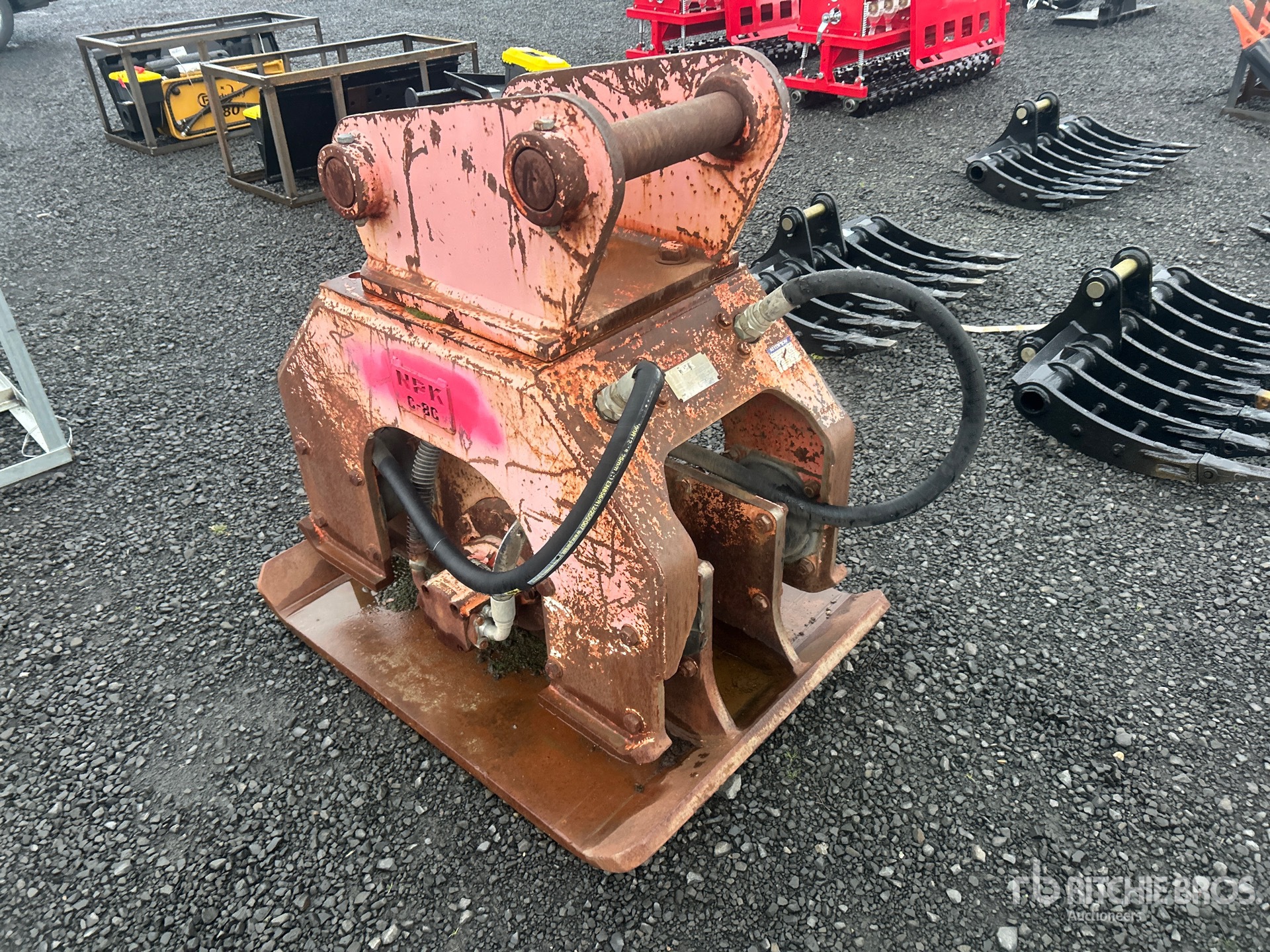 General Appearance with Picture, Left Rear Corner