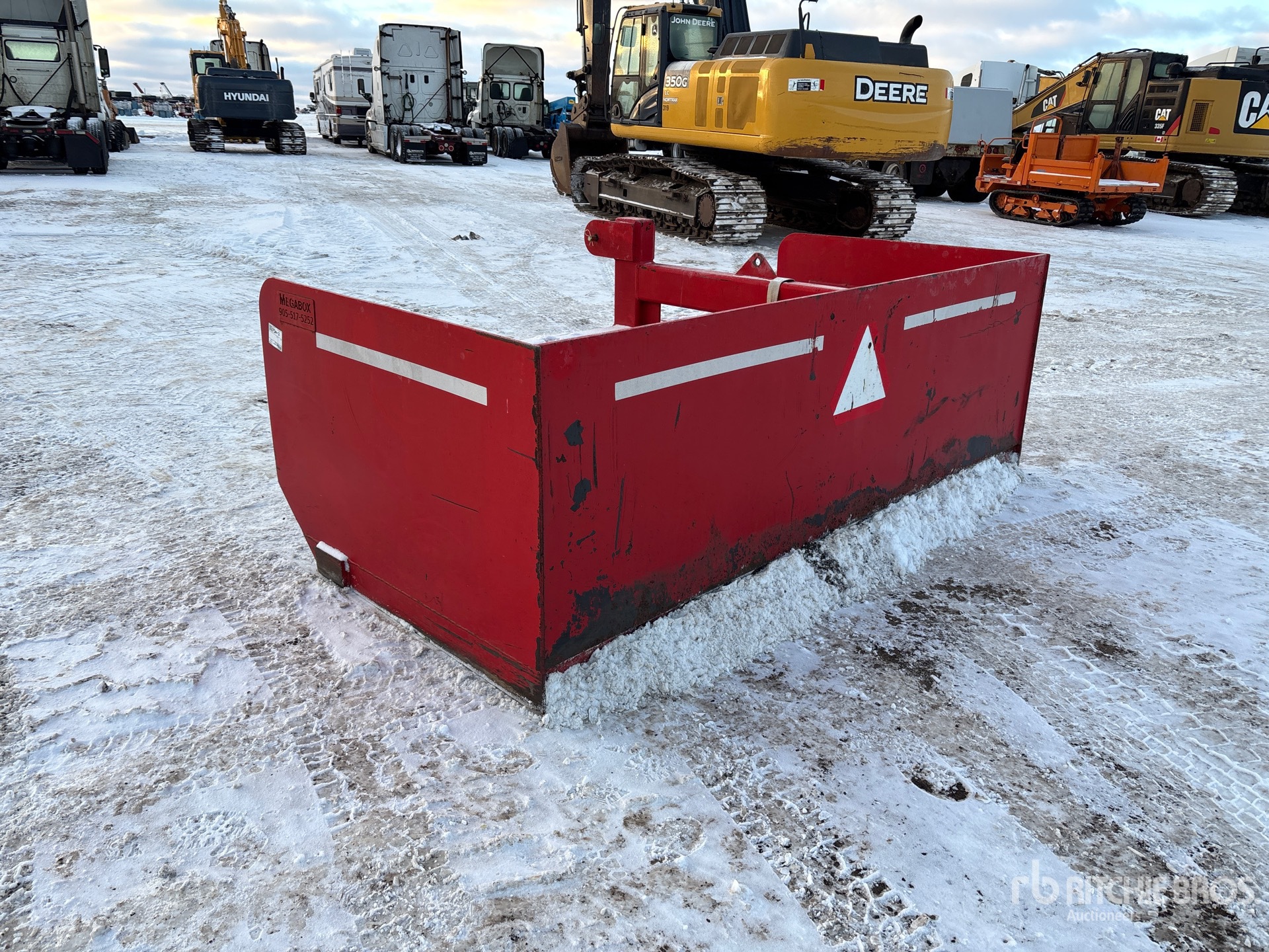 General Appearance with Bild, Ecke hinten links